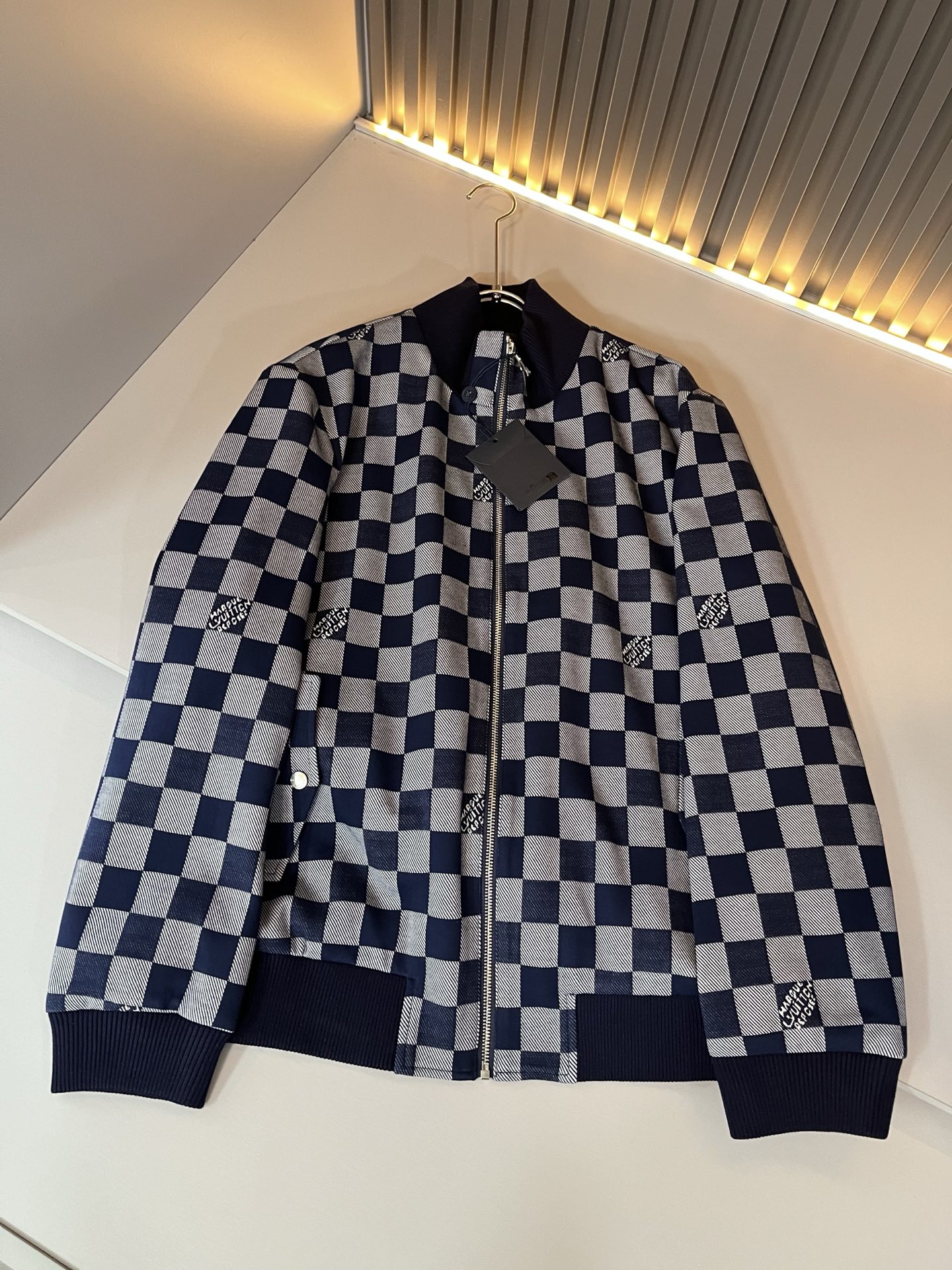 Louis Vuit*on 路易*登 2025秋冬新款轻奢男女同款👫夹克外套，路易家族的新高端，细节品质