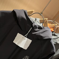 BC-Brunello Cucineli 2025秋冬新款男士夹克外套,众多明星都爱穿的时尚百搭单品!胸 BC-Brunello Cucineli 2025秋冬新款男士夹克外套,众多明星都爱穿的时尚百搭单品!胸