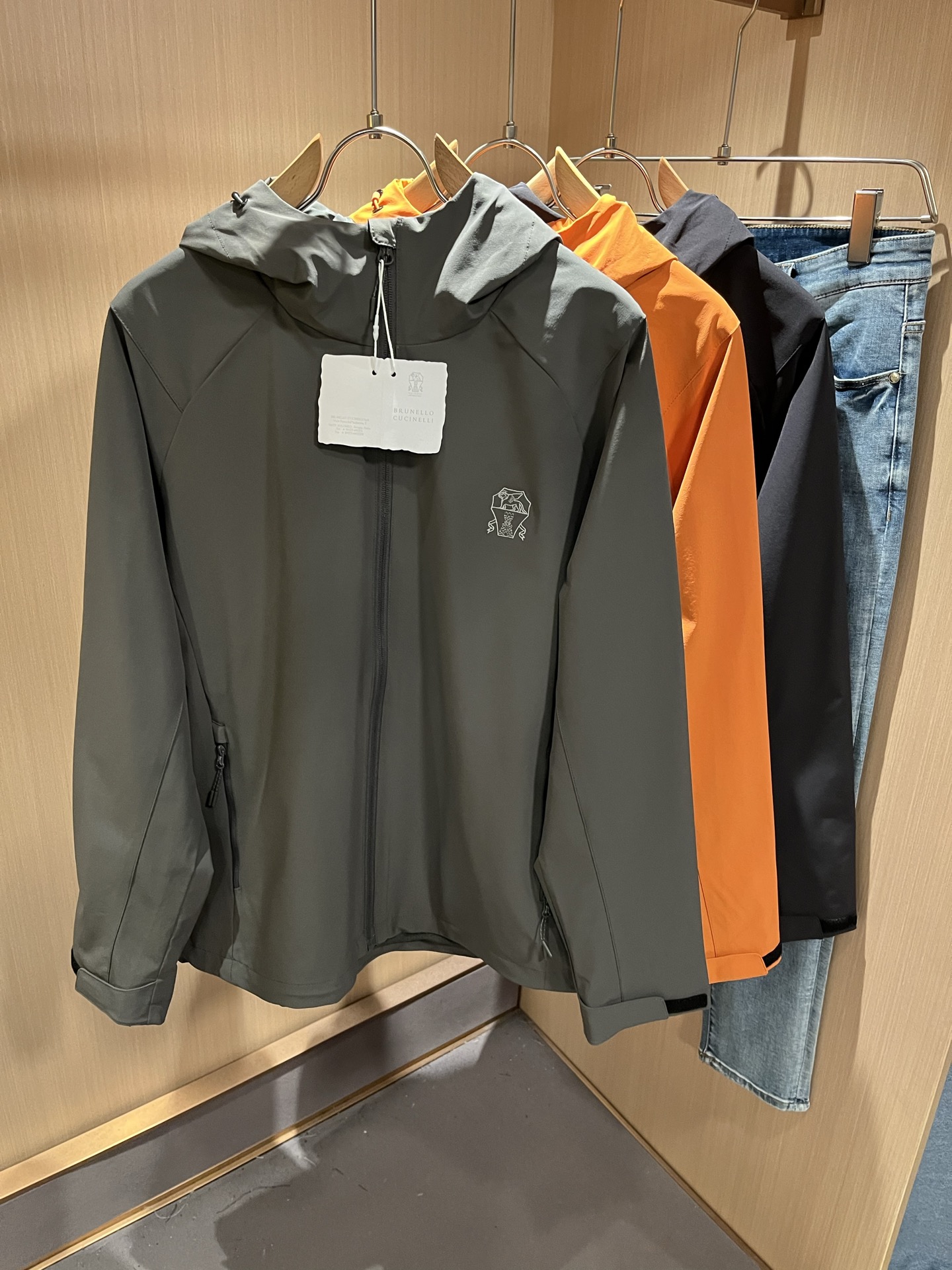 BC-Brunello Cucineli 2025秋冬新款男士夹克外套，众多明星都爱穿的时尚百搭单品！胸