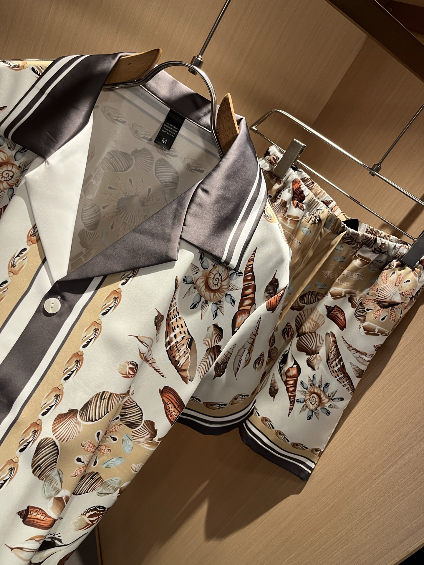 Louis Vuit*on 路易家族 2025春夏新款轻奢休闲套装，男女同款👫睡衣套装！路易家族的新高端