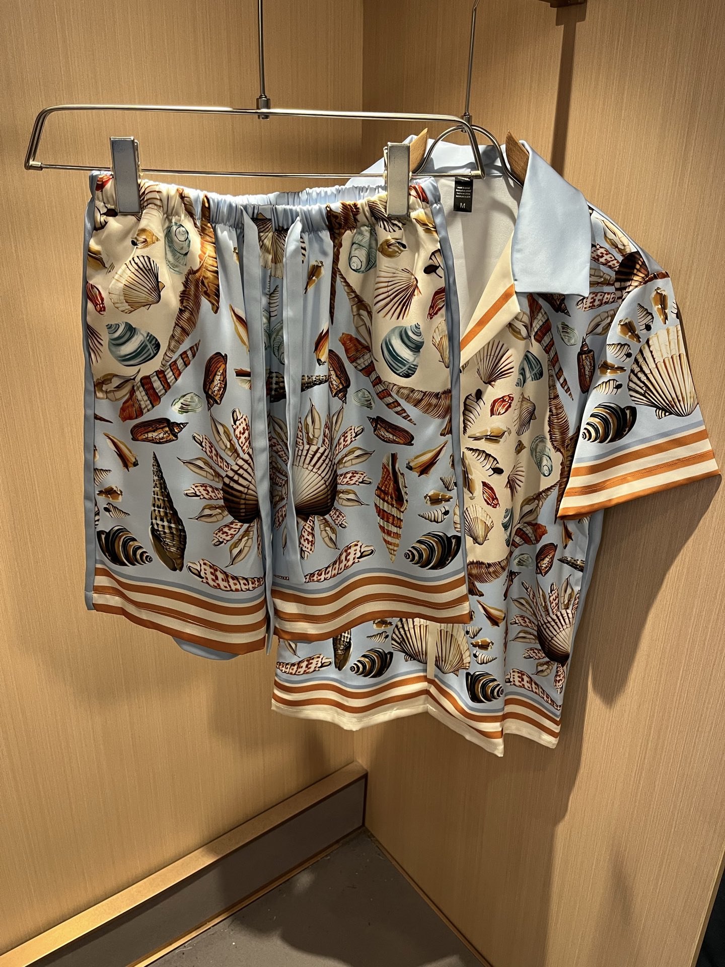 Louis Vuit*on 路易家族 2025春夏新款轻奢休闲套装，男女同款👫睡衣套装！路易家族的新高端