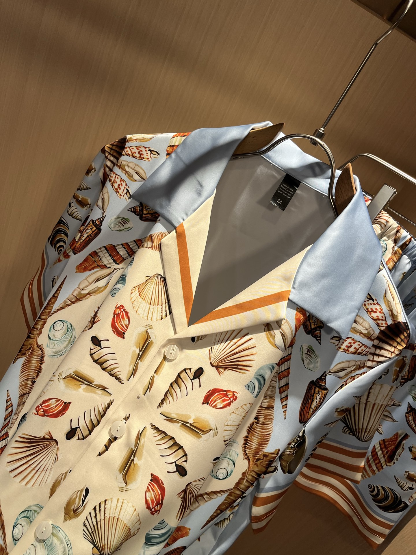 Louis Vuit*on 路易家族 2025春夏新款轻奢休闲套装，男女同款👫睡衣套装！路易家族的新高端