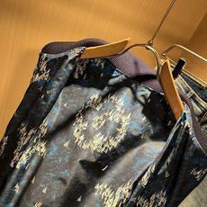 LouisVuitt*路易*登 ⚠️双面夹克!2025秋冬新品最新款夹克外套,立体老花图案装夹克外套! LouisVuitt*路易*登 ⚠️双面夹克!2025秋冬新品最新款夹克外套,立体老花图案装夹克外套!