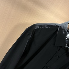 BC-Brunello Cucineli 2025秋冬新款男士长袖衬衣,众多明星都爱穿的时尚百搭单品!喜 BC-Brunello Cucineli 2025秋冬新款男士长袖衬衣,众多明星都爱穿的时尚百搭单品!喜