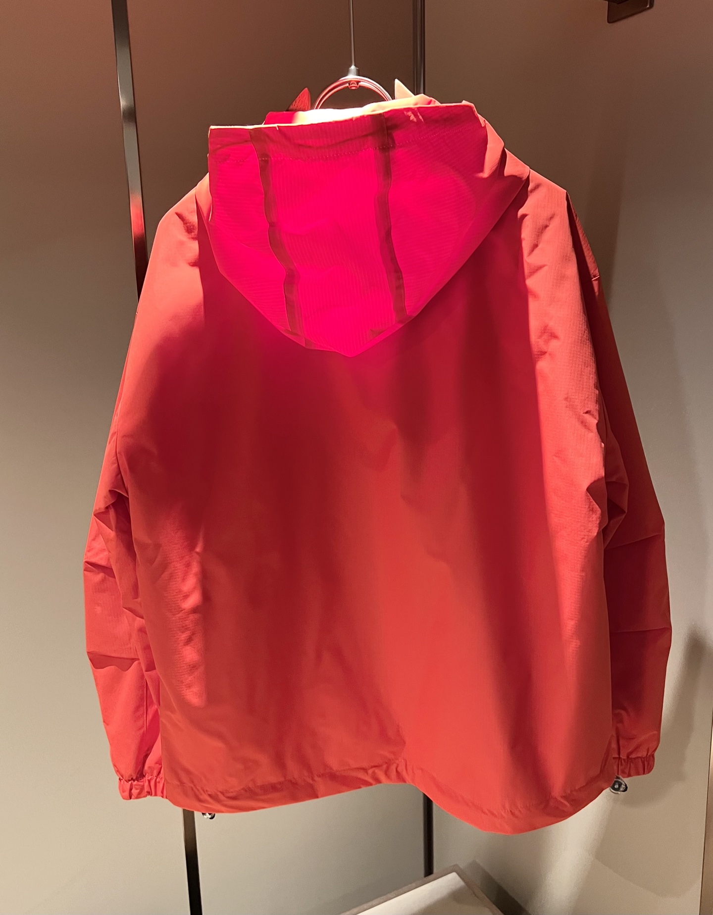 ARCTER*X始*祖鸟 2025秋冬新款男女同款👫夹克外套，户外品牌可能大家第一想到的就是加拿大鹅、始