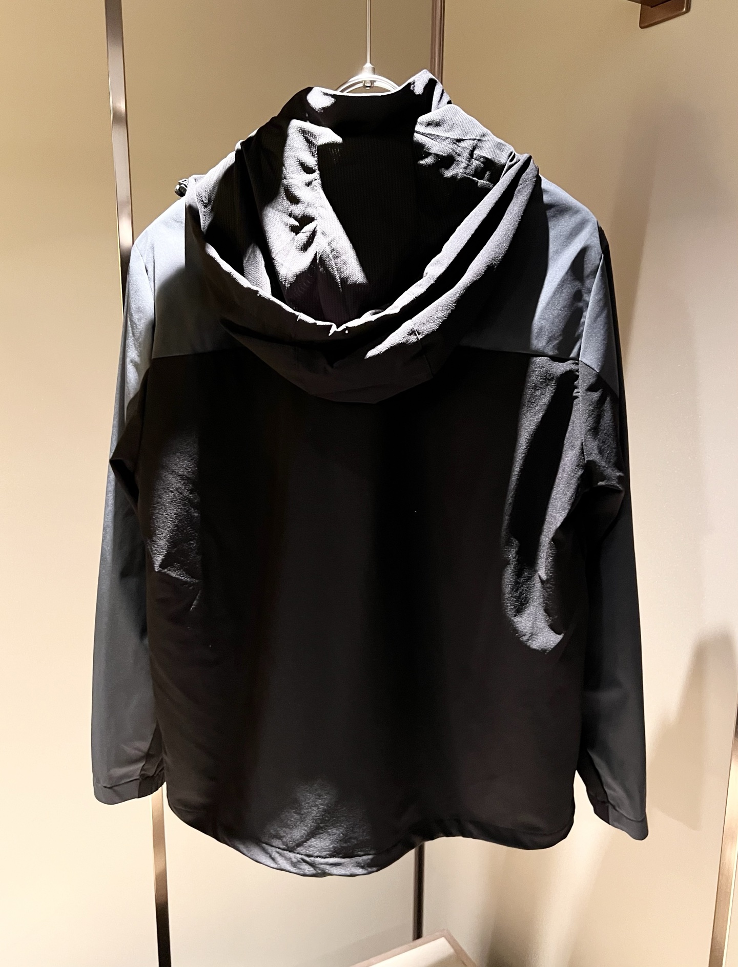 ARCTER*X始*祖鸟 2025秋冬新款男女同款👫夹克外套，户外品牌可能大家第一想到的就是加拿大鹅、始