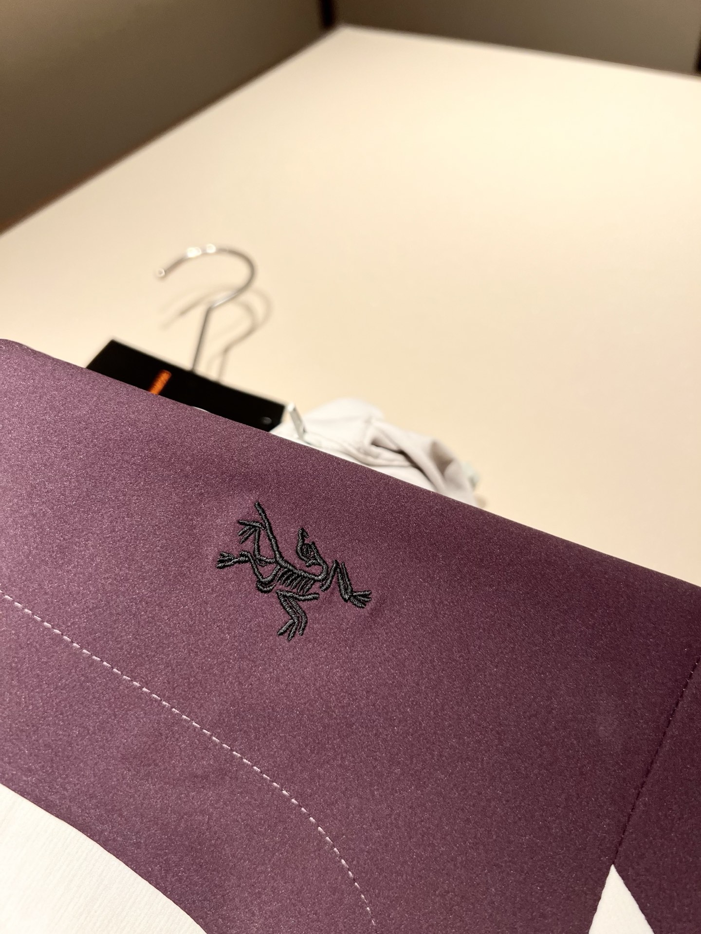 ARCTER*X始*祖鸟 2025秋冬新款男女同款👫夹克外套，户外品牌可能大家第一想到的就是加拿大鹅、始