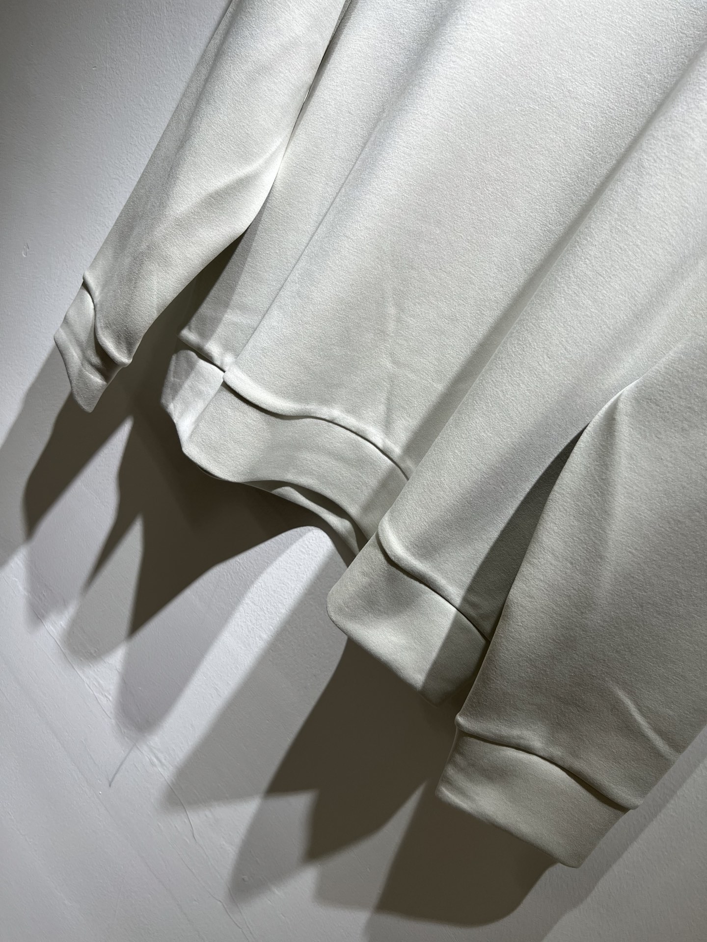 Loro Piana诺悠翩雅 2025秋冬新品男士卫衣，外贸公司订单！客供婴儿绒棉材质，经典的专有织物之