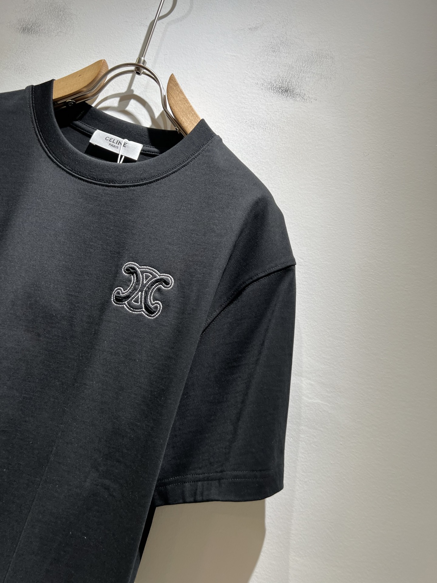 CELIN*瑟琳 2025春夏新款时尚休闲圆领短袖T恤，经典男女同款情侣👫短袖T恤衫！贸易公司渠道稀出，