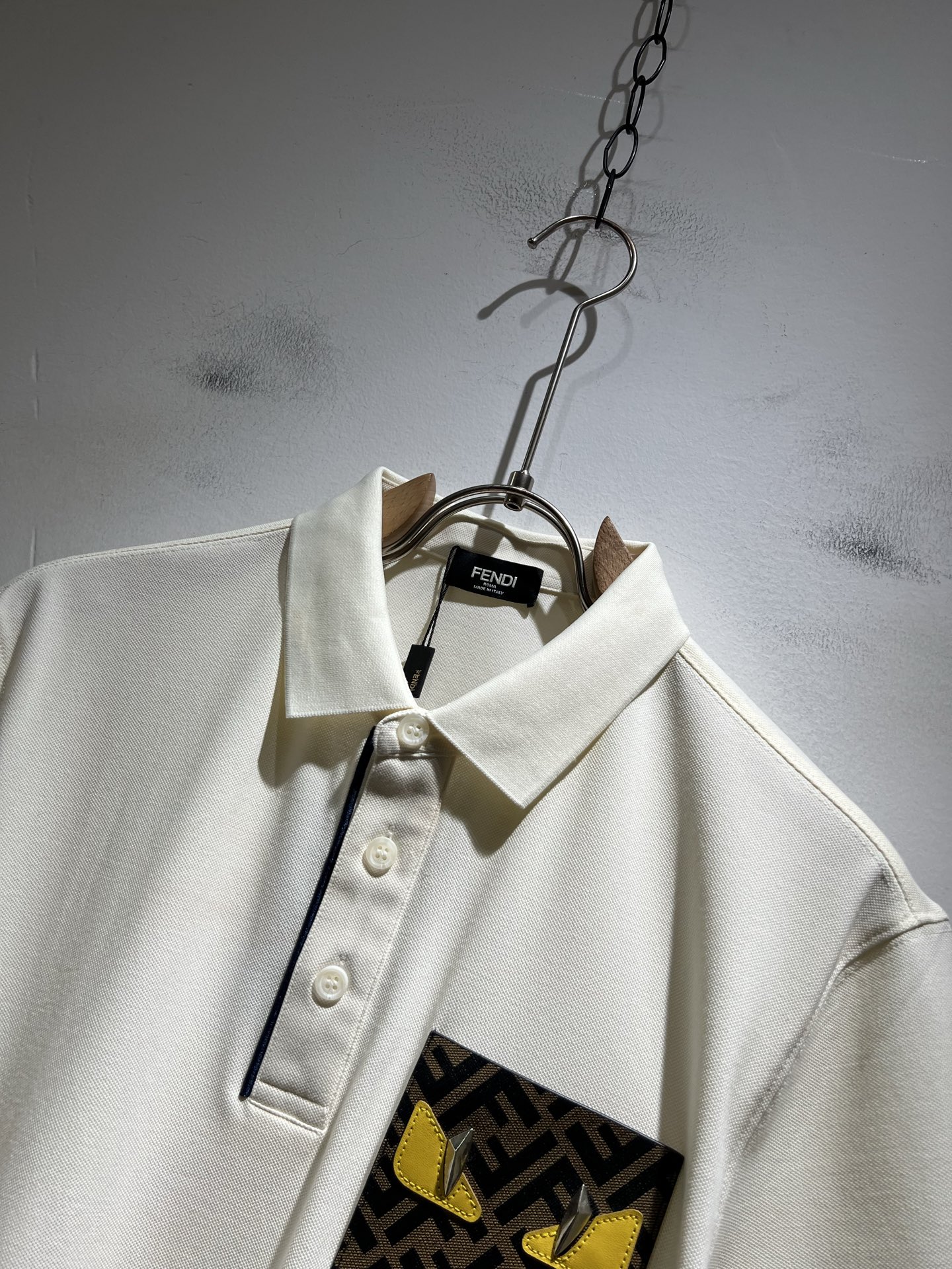 FEN 芬*迪2025春夏新款短袖Polo衫！净版百搭不限制年龄，胸前logo图案压胶工艺设计！无论你是