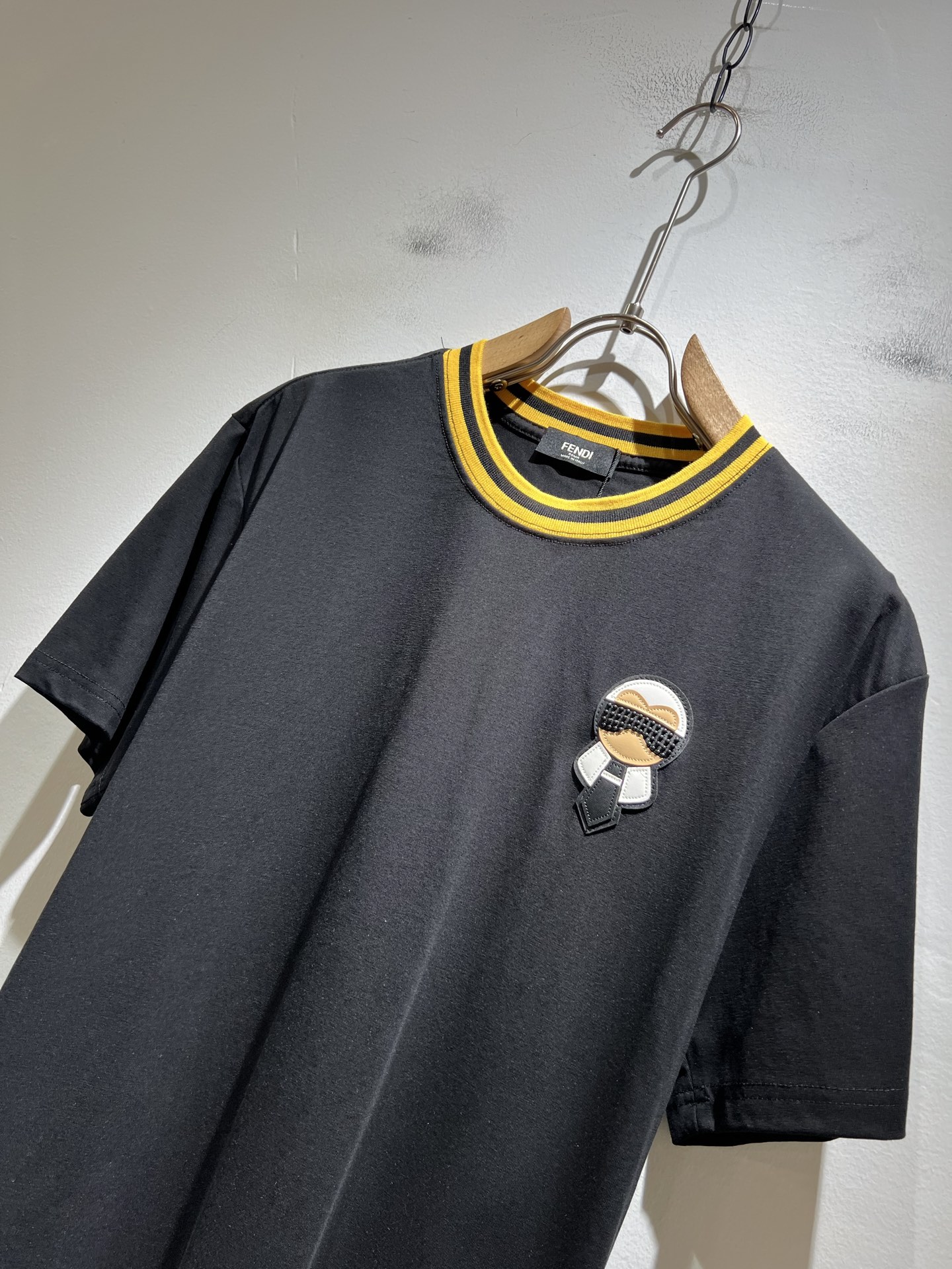 FEN*I 芬*迪2025春夏新款FD家族FF男女同款👫短袖T恤，男女同款👫百搭极简短袖。意大利原厂订单