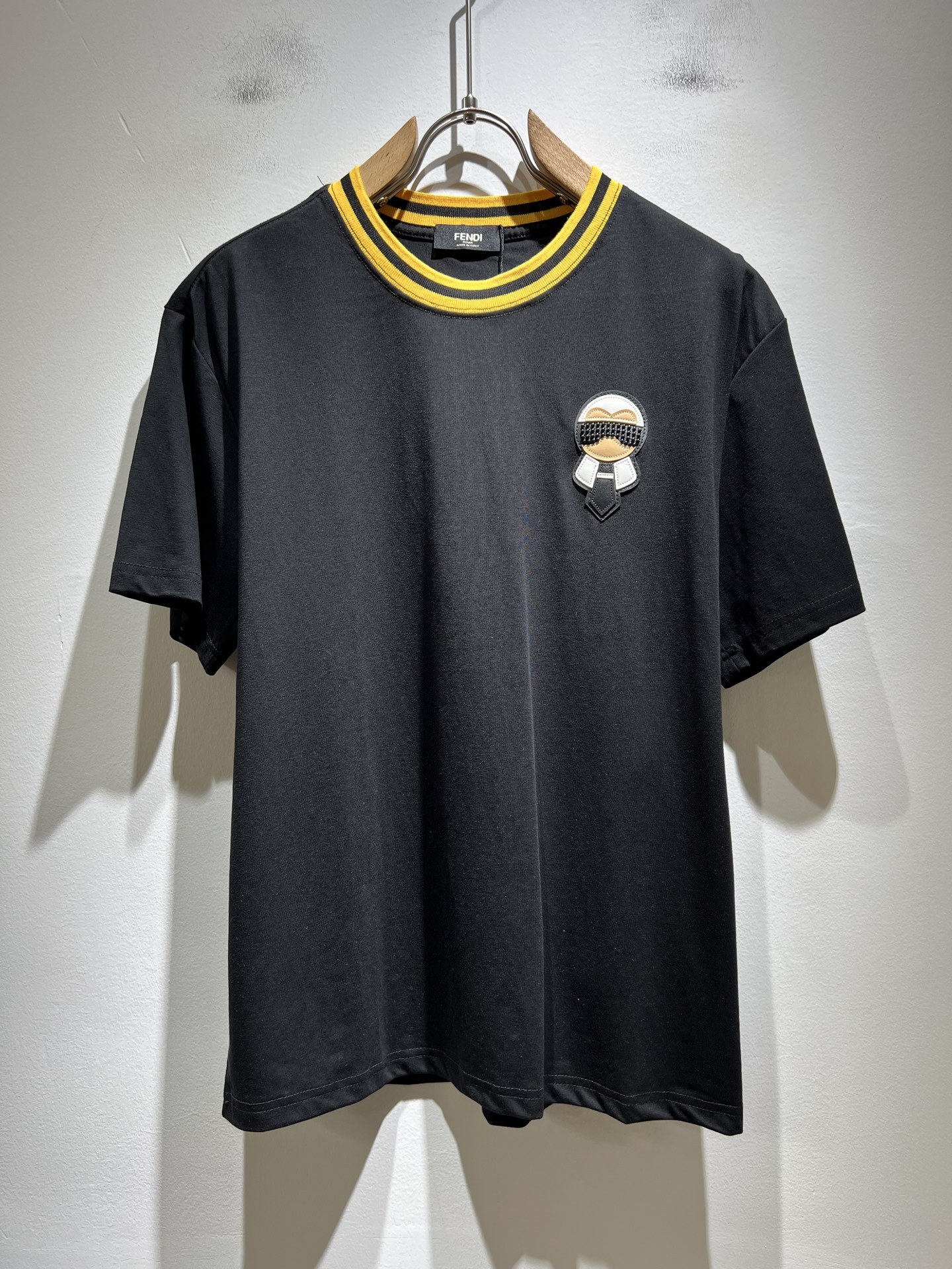 FEN*I 芬*迪2025春夏新款FD家族FF男女同款👫短袖T恤，男女同款👫百搭极简短袖。意大利原厂订单