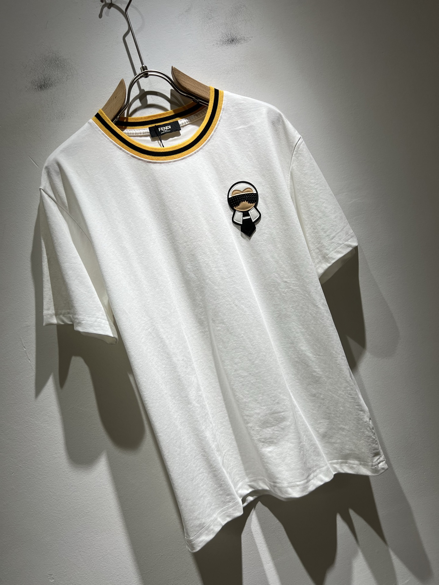 FEN*I 芬*迪2025春夏新款FD家族FF男女同款👫短袖T恤，男女同款👫百搭极简短袖。意大利原厂订单