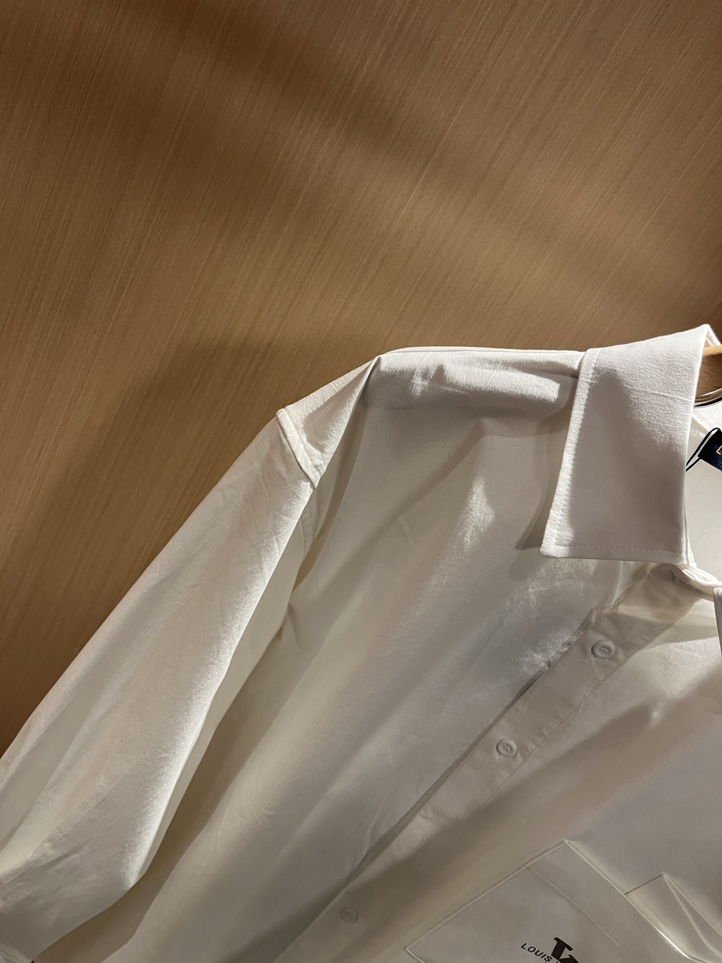 Louis Vuit*on 路易*登 2025秋季新款轻奢男女同款👫衬衣，路易家族的新高端，细节品质永远