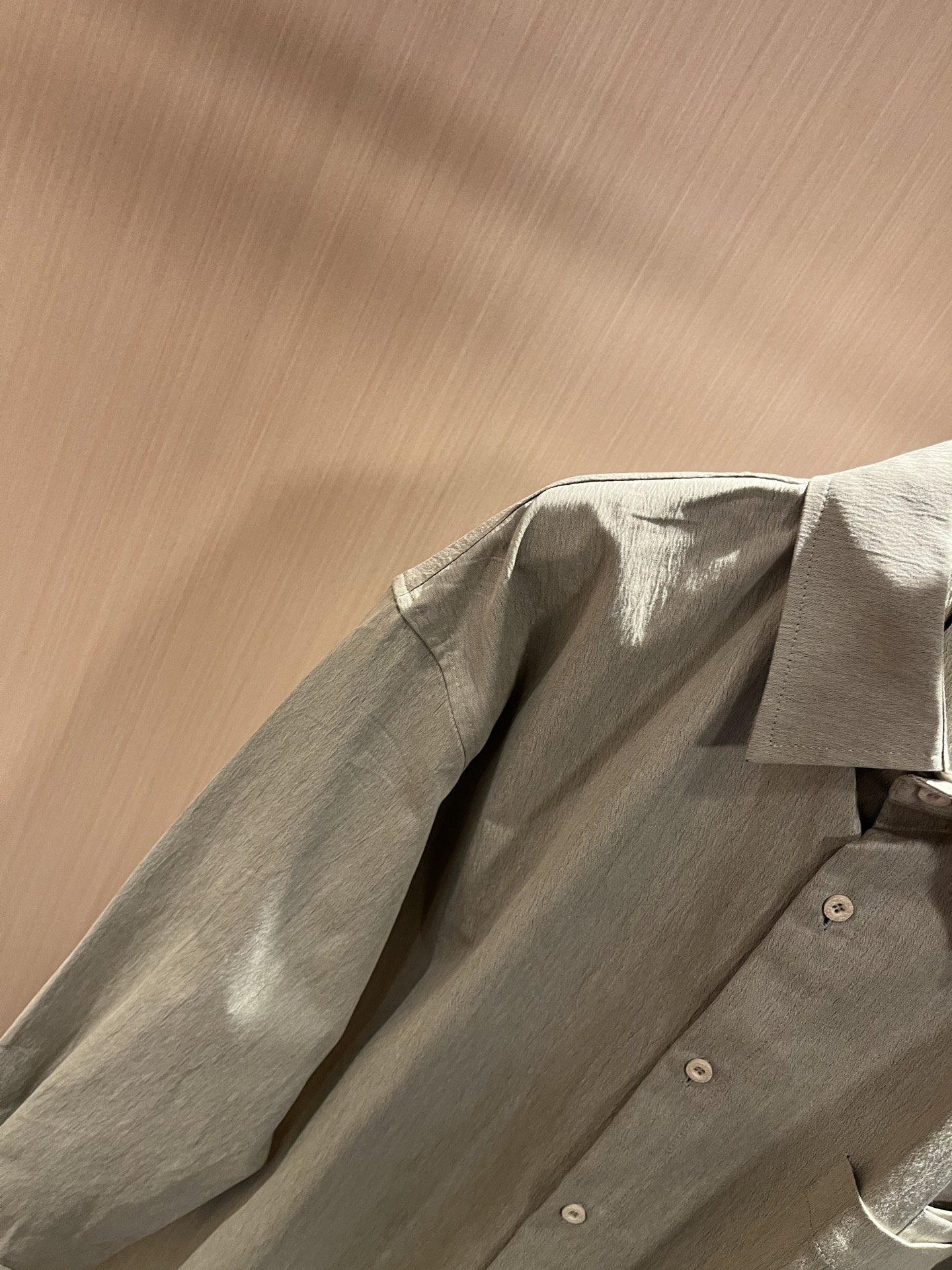 Louis Vuit*on 路易*登 2025秋季新款轻奢男女同款👫衬衣，路易家族的新高端，细节品质永远