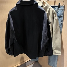 马吉拉 maison margiel 2025秋冬新款男女同款👫休闲夹克外套,专柜同步发售!定制专属面料 马吉拉 maison margiel 2025秋冬新款男女同款👫休闲夹克外套,专柜同步发售!定制专属面料