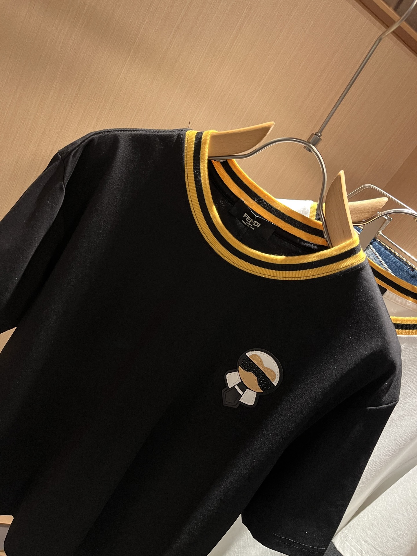 FEN*I 芬*迪2025春夏新款FD家族FF男女同款👫短袖T恤，男女同款👫百搭极简短袖。意大利原厂订单