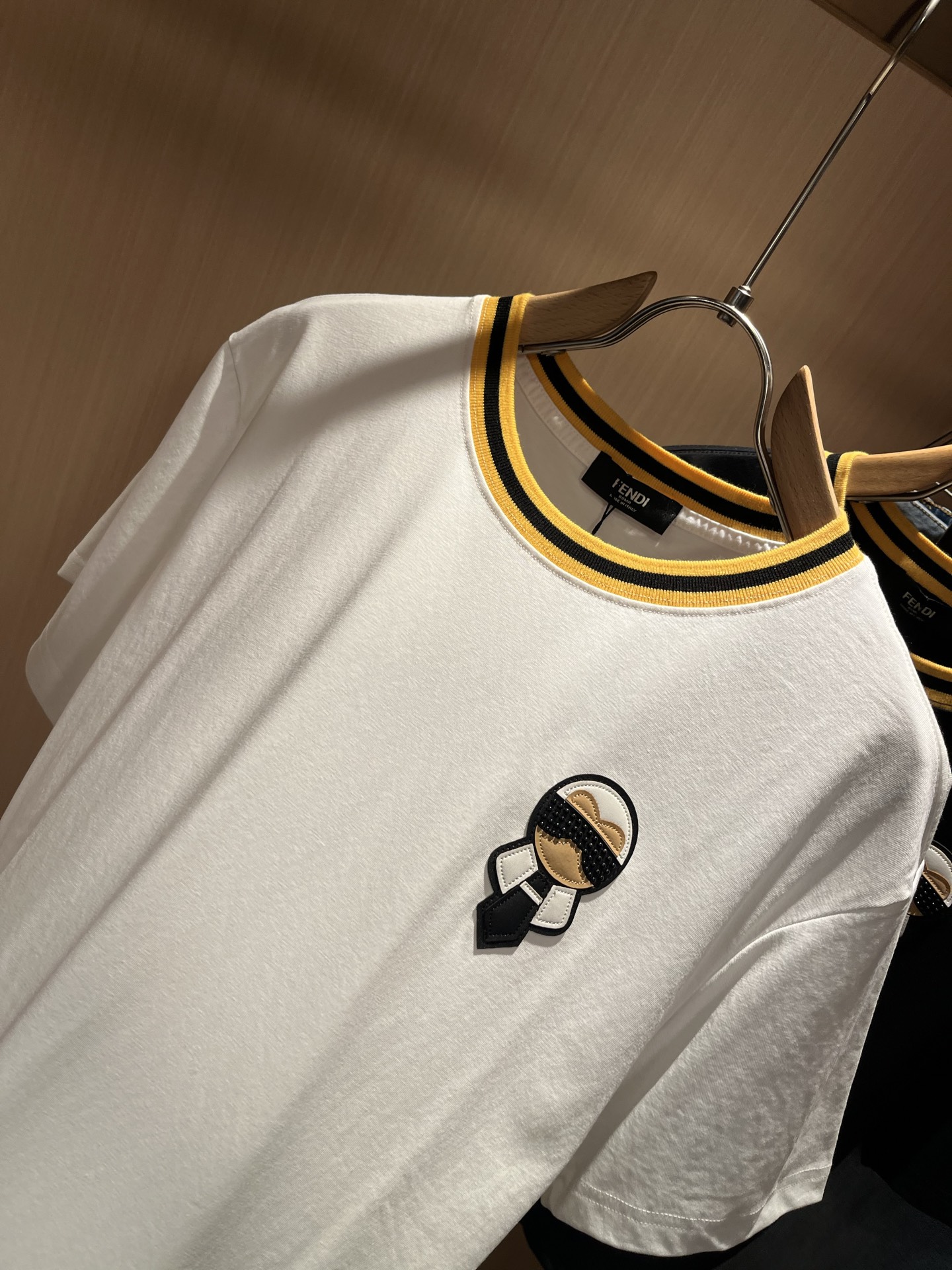 FEN*I 芬*迪2025春夏新款FD家族FF男女同款👫短袖T恤，男女同款👫百搭极简短袖。意大利原厂订单