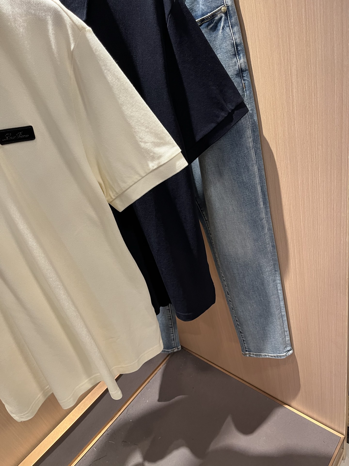 Loro Piana诺悠翩雅 2025春夏男士Polo衫，最新的贸易订单短袖T恤，全品相！！网红款！采用