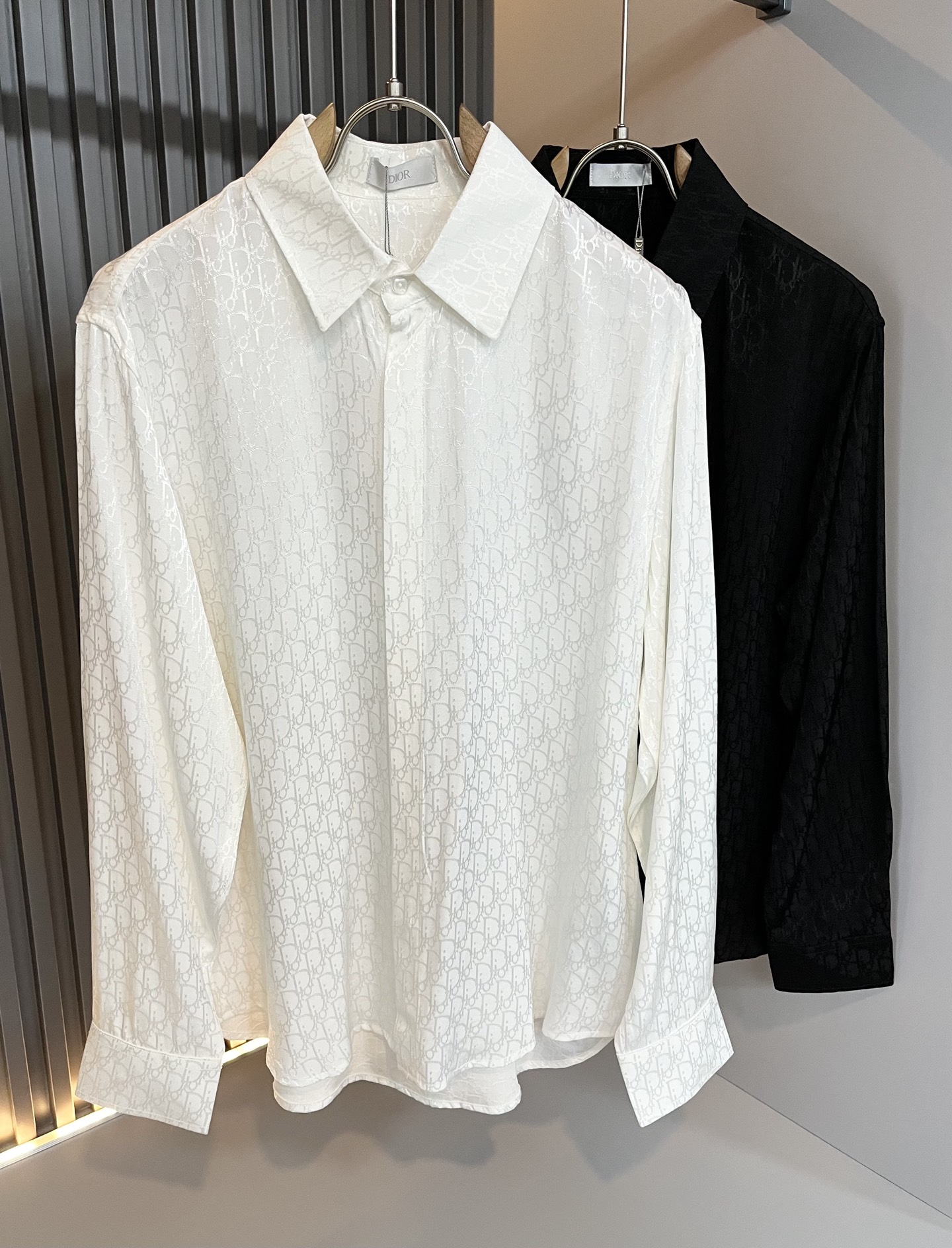 Dior Overhemd met Logo - Luxe Zijde, Tijdloze Stijl - Maat S t/m XL