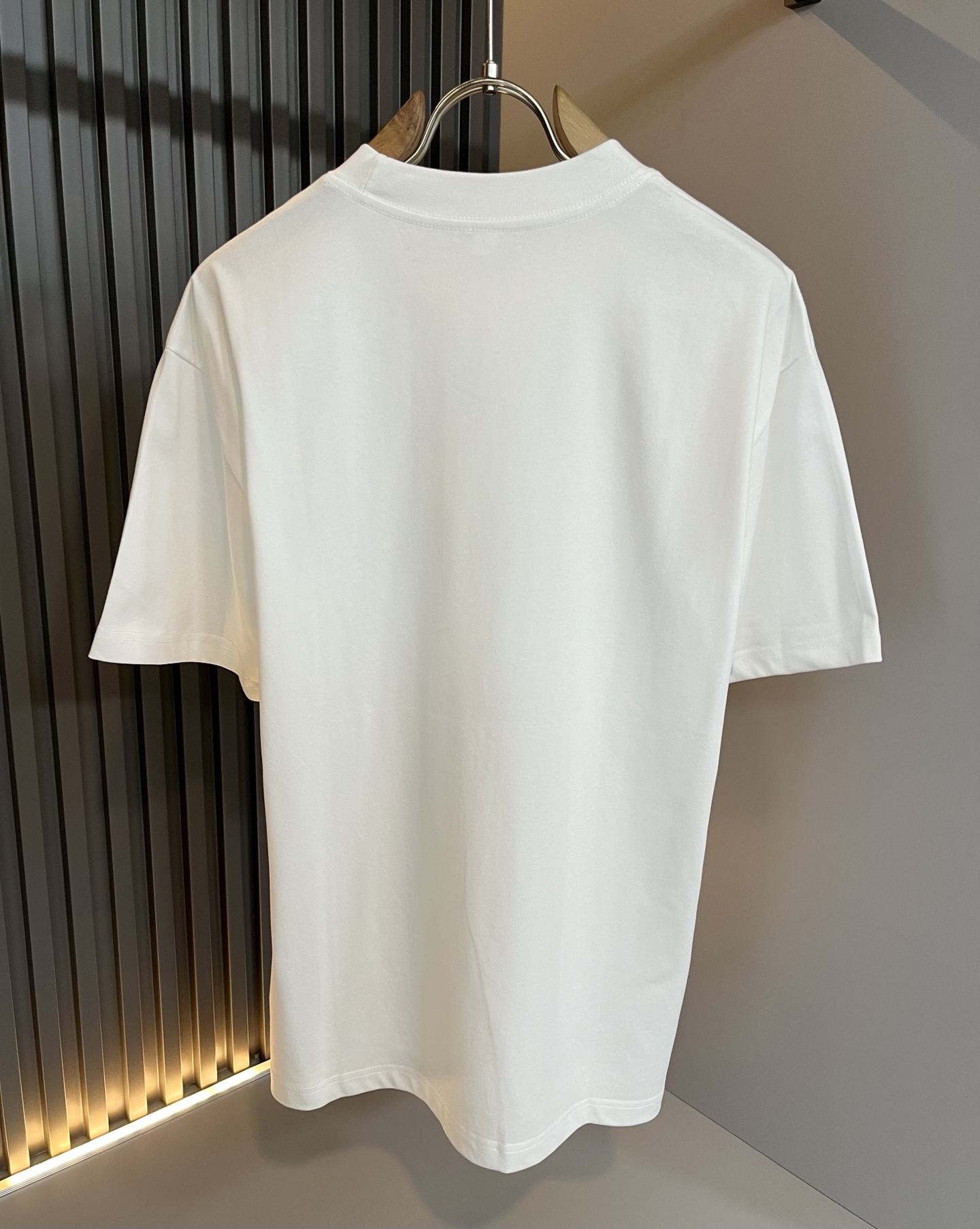 FEN*I 芬*迪2025春夏新款FD家族FF男女同款👫打底衫，男女同款👫百搭极简短袖。意大利原厂订单，