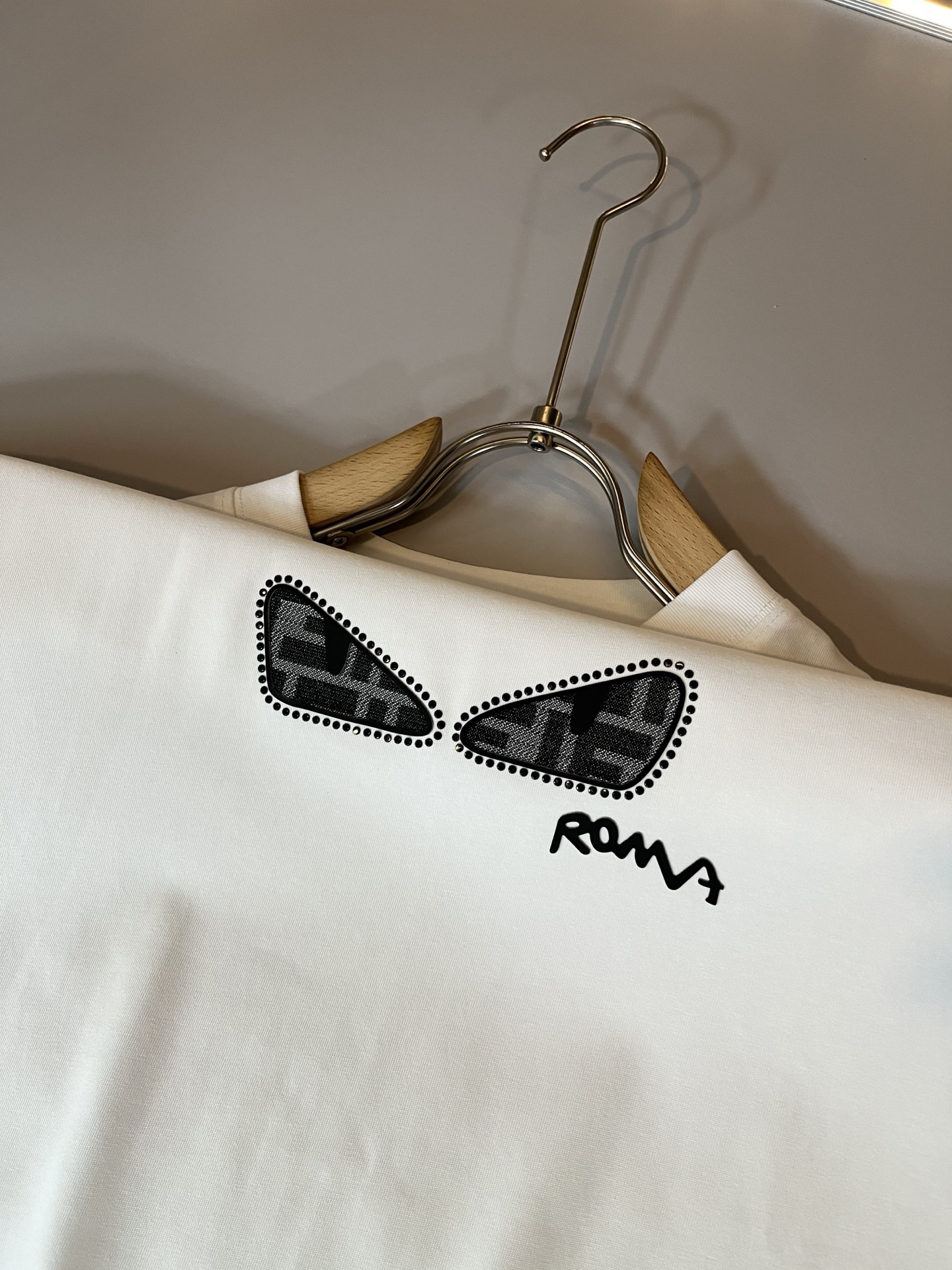 FEN*I 芬*迪2025春夏新款FD家族FF男女同款👫打底衫，男女同款👫百搭极简短袖。意大利原厂订单，