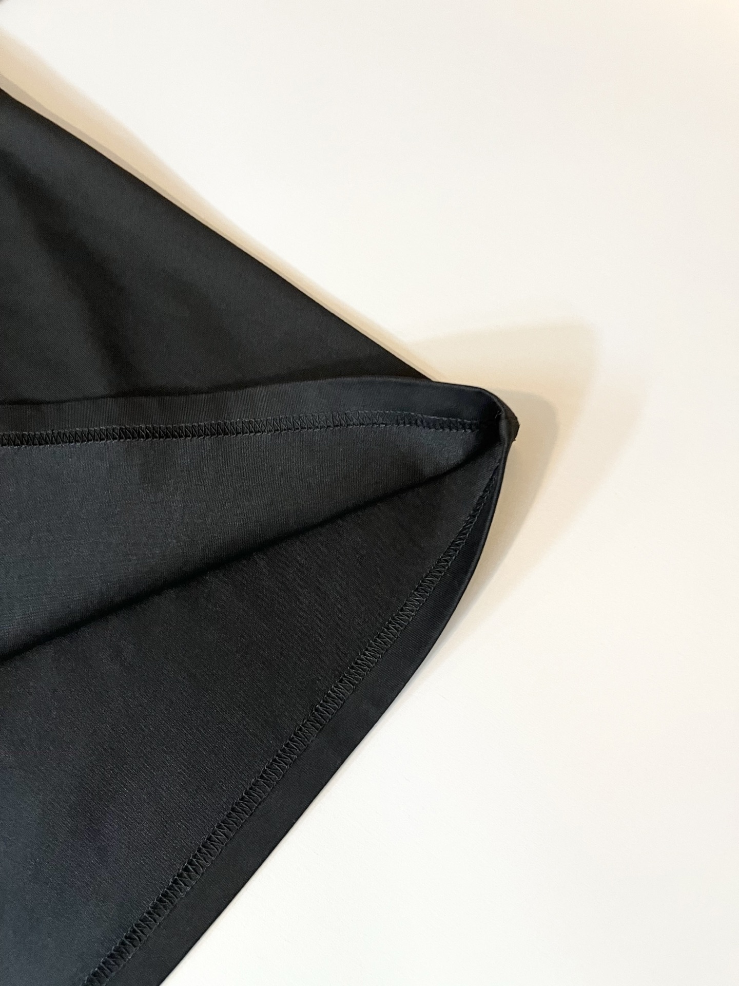 BALENCI*GA巴黎*家 2025春夏新款男女同款👫短袖T恤！走秀图案印花时尚休闲短袖T恤衫！设计l