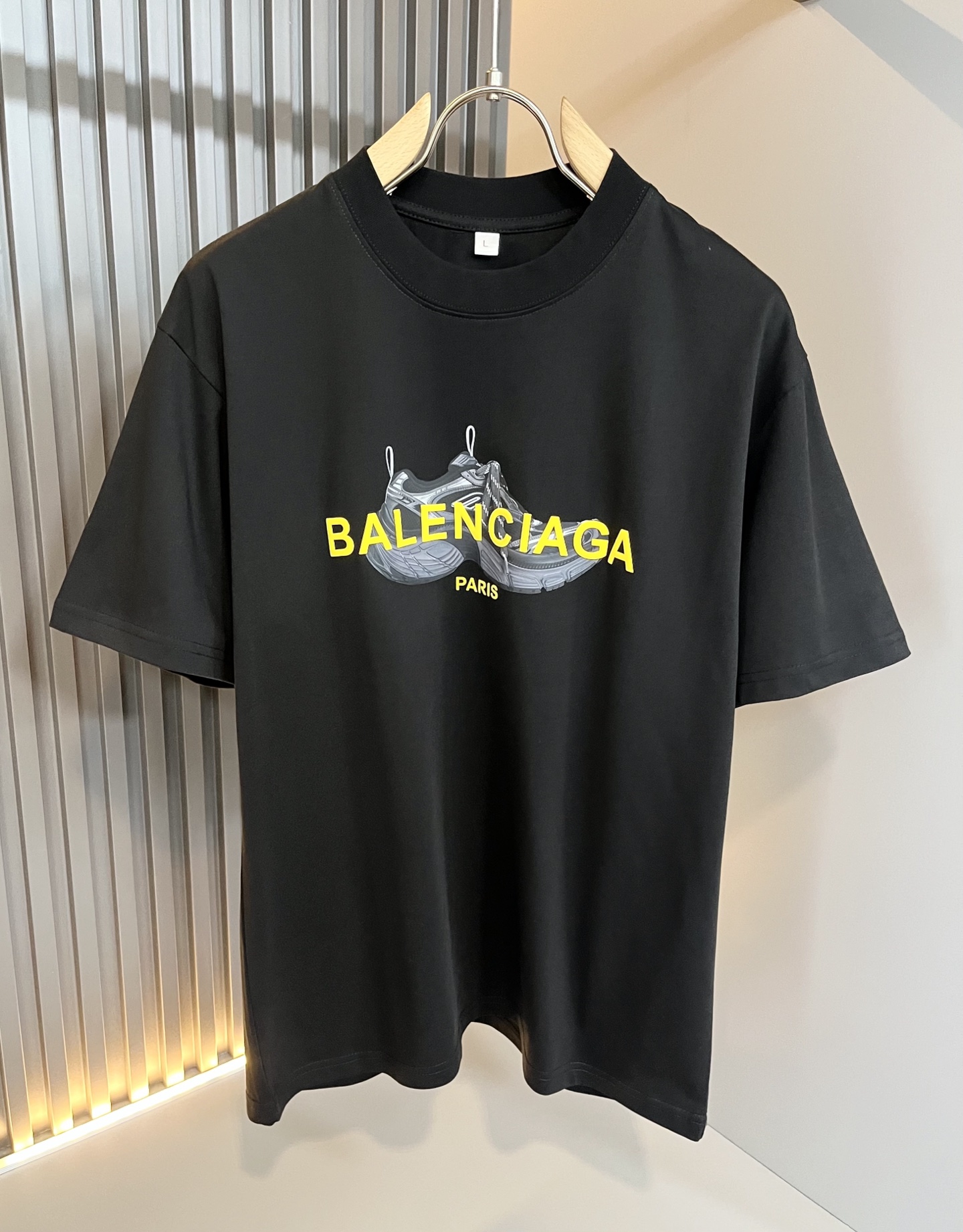 BALENCI*GA巴黎*家 2025春夏新款男女同款👫短袖T恤！走秀图案印花时尚休闲短袖T恤衫！设计l