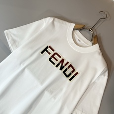 FEN*I 芬*迪2025春夏新款FD家族FF男女同款👫打底衫,男女同款👫百搭极简短袖。意大利原厂订单, FEN*I 芬*迪2025春夏新款FD家族FF男女同款👫打底衫,男女同款👫百搭极简短袖。意大利原厂订单,