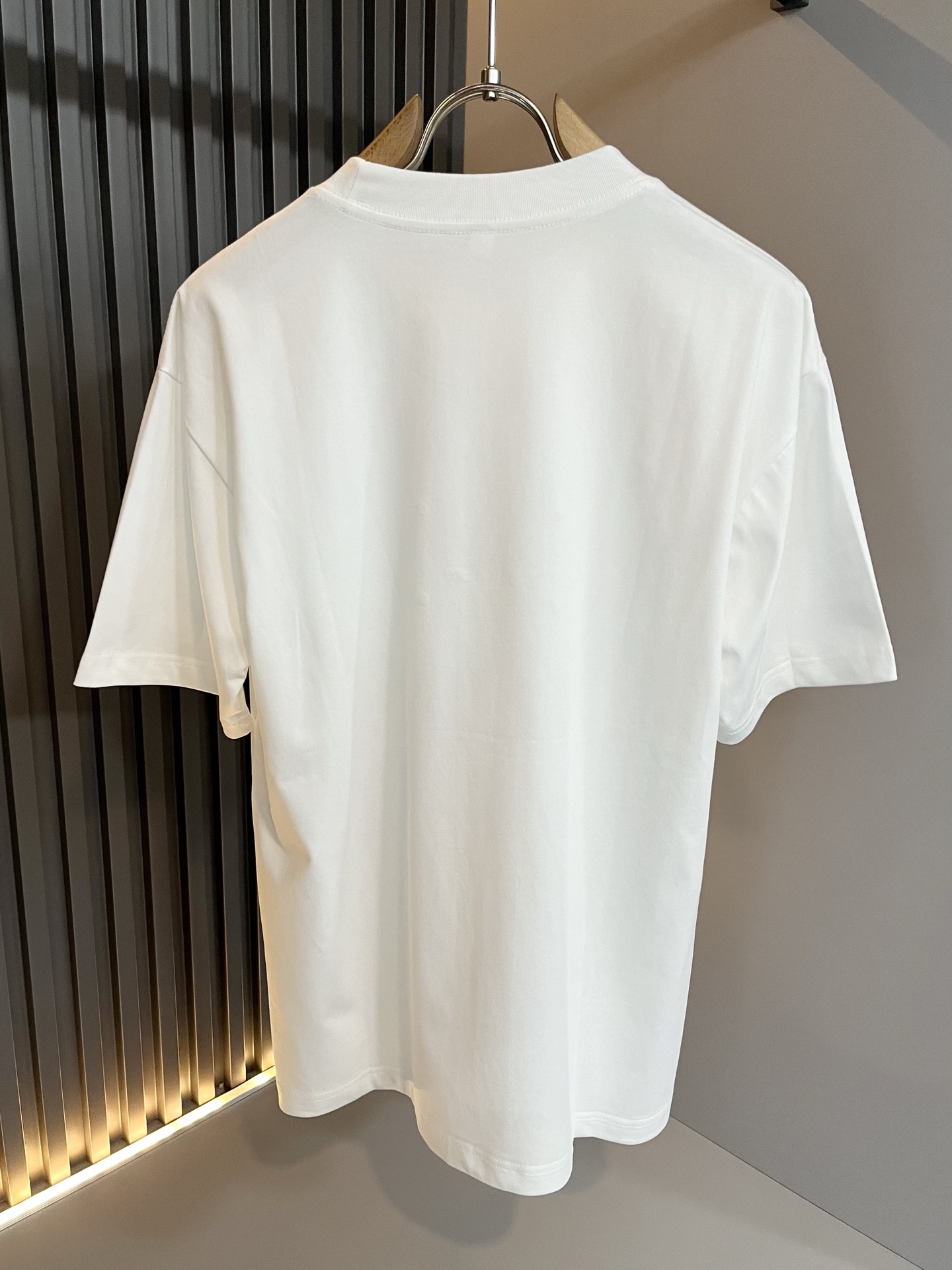 Gucc*古家 2025春夏新款男女同情侣款👫休闲宽松棉质圆领短袖T恤衫！贸易公司渠道稀出，同步官网发售