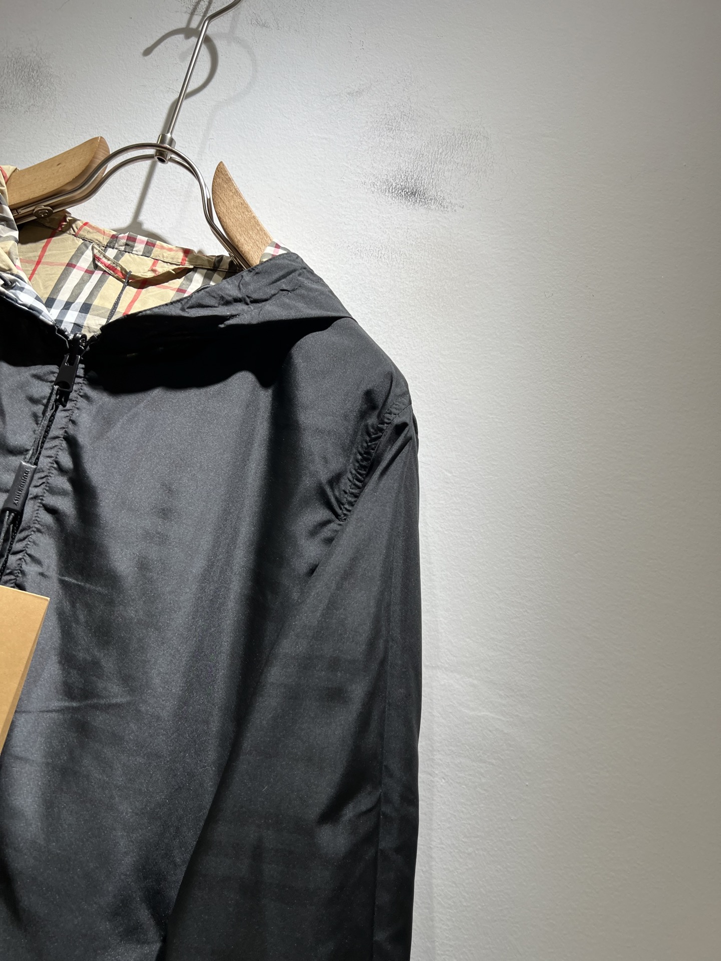 BURBER*Y巴*莉⚠️双面夹克！2025秋冬新品夹克外套重磅来袭，最近比较火热的环保聚酯纤维记忆面料