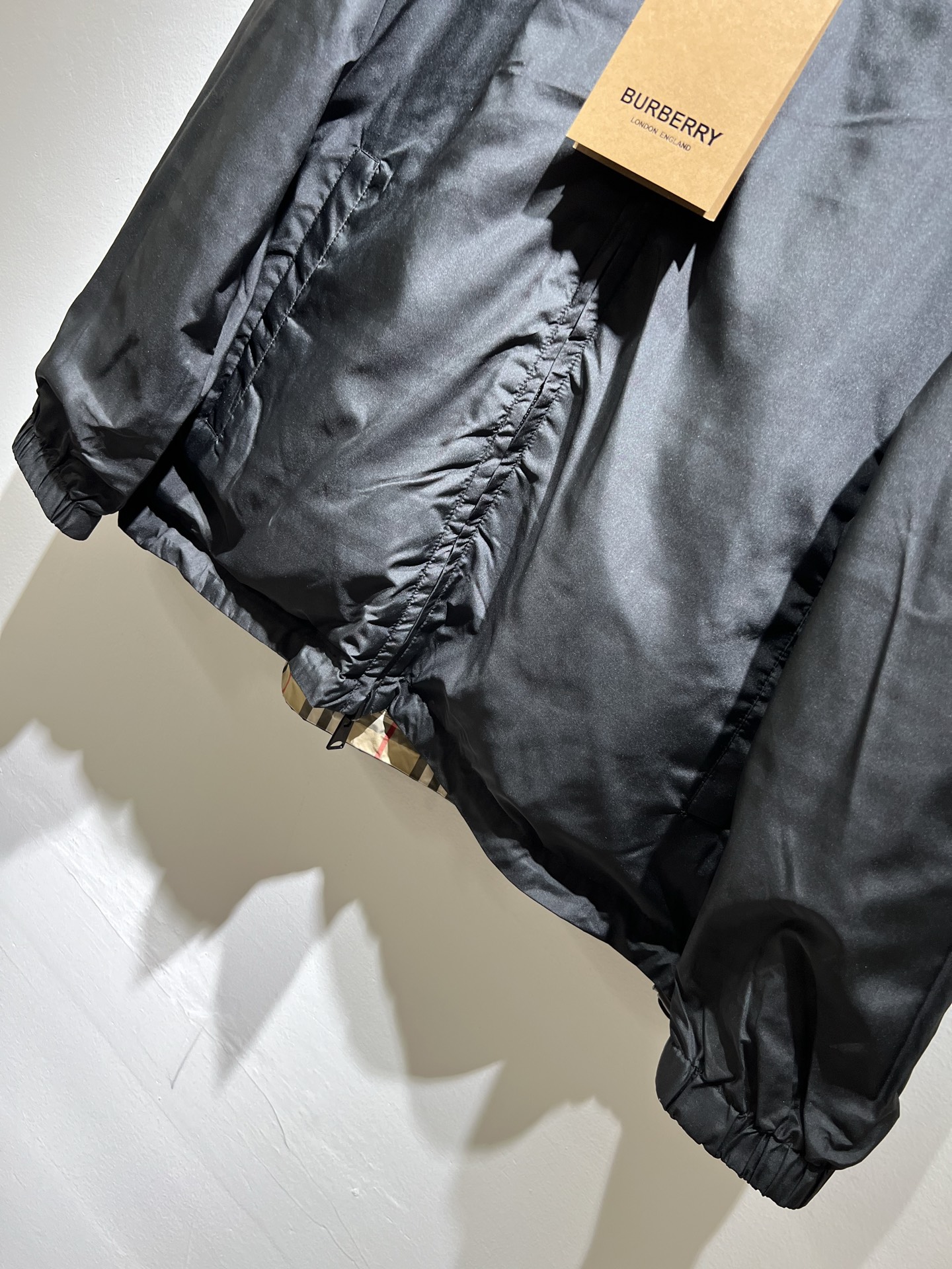 BURBER*Y巴*莉⚠️双面夹克！2025秋冬新品夹克外套重磅来袭，最近比较火热的环保聚酯纤维记忆面料