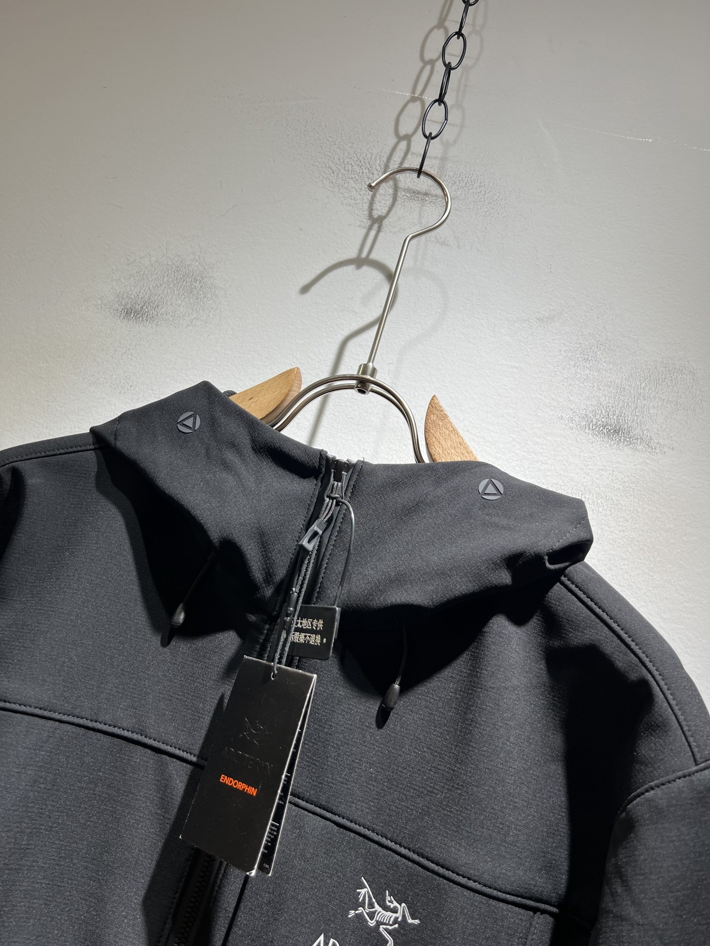 ARCTER*X始*祖鸟 2025秋冬新款男女同款👫夹克外套，户外品牌可能大家第一想到的就是加拿大鹅、始