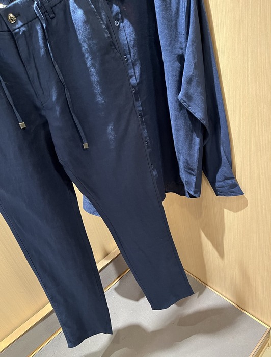HUGO BOSS осеннезимние новые повседневные мужские костюмы hugo Boss 2025 ... HUGO BOSS осеннезимние новые повседневные мужские костюмы hugo Boss 2025 ...