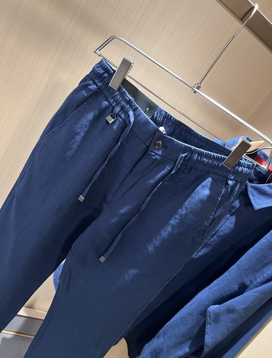 HUGO BOSS осеннезимние новые повседневные мужские костюмы hugo Boss 2025 ... HUGO BOSS осеннезимние новые повседневные мужские костюмы hugo Boss 2025 ...