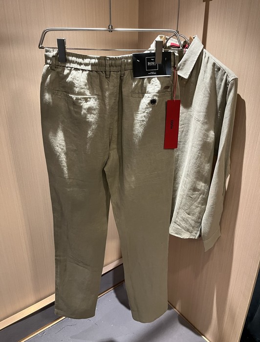 HUGO BOSS осеннезимние новые повседневные мужские костюмы hugo Boss 2025 ... HUGO BOSS осеннезимние новые повседневные мужские костюмы hugo Boss 2025 ...