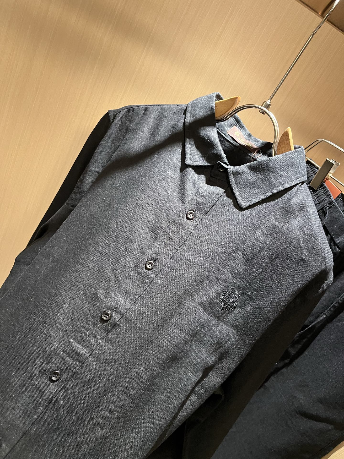 Loro Piana诺悠翩雅 2025秋冬男士套装，最新的贸易订单全品相！！网红款！上身舒适透气，不僵硬