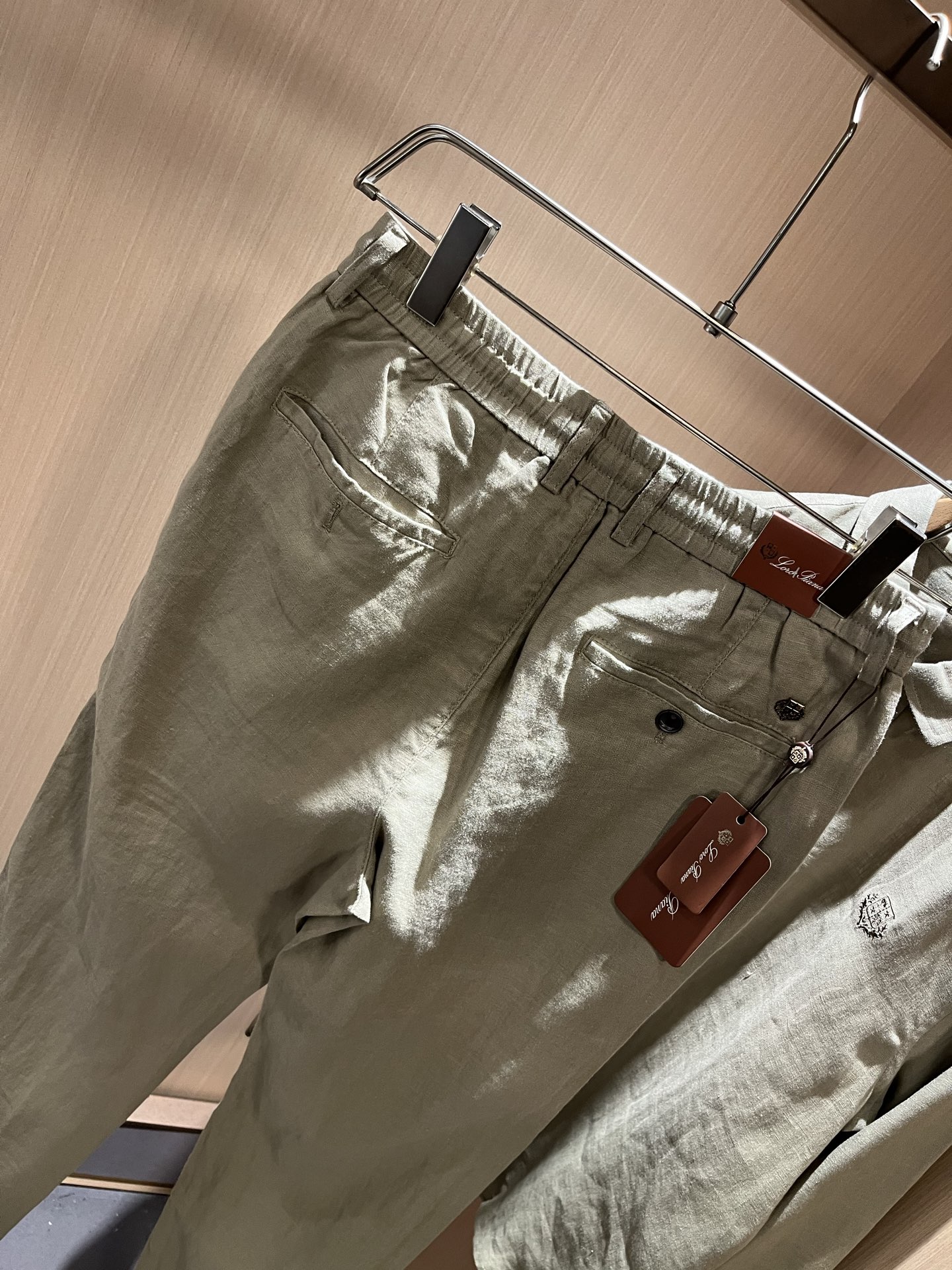 Loro Piana诺悠翩雅 2025秋冬男士套装，最新的贸易订单全品相！！网红款！上身舒适透气，不僵硬