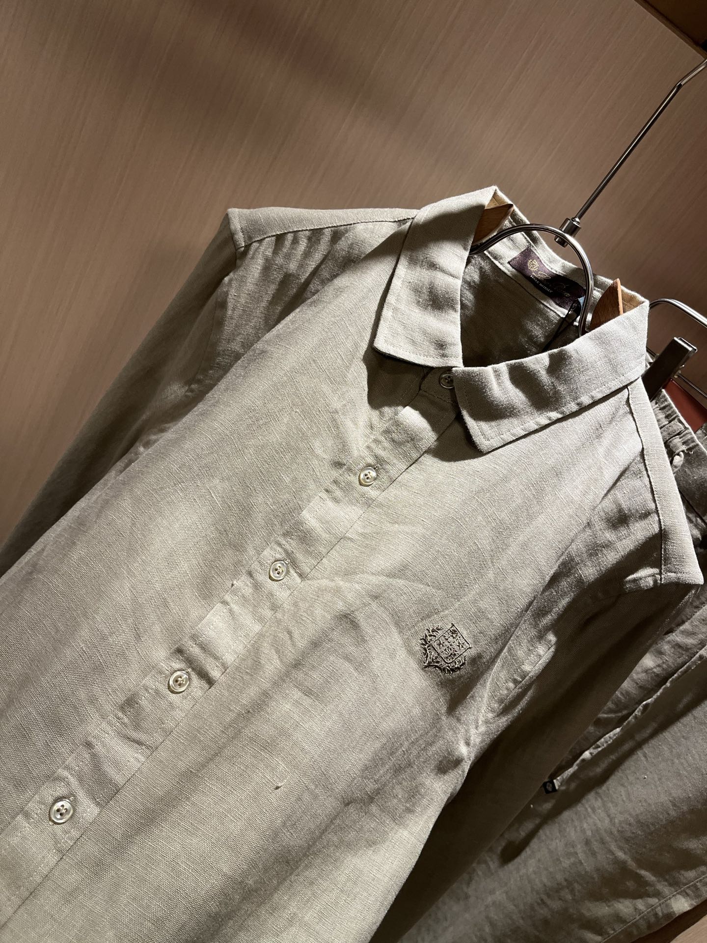 Loro Piana诺悠翩雅 2025秋冬男士套装，最新的贸易订单全品相！！网红款！上身舒适透气，不僵硬