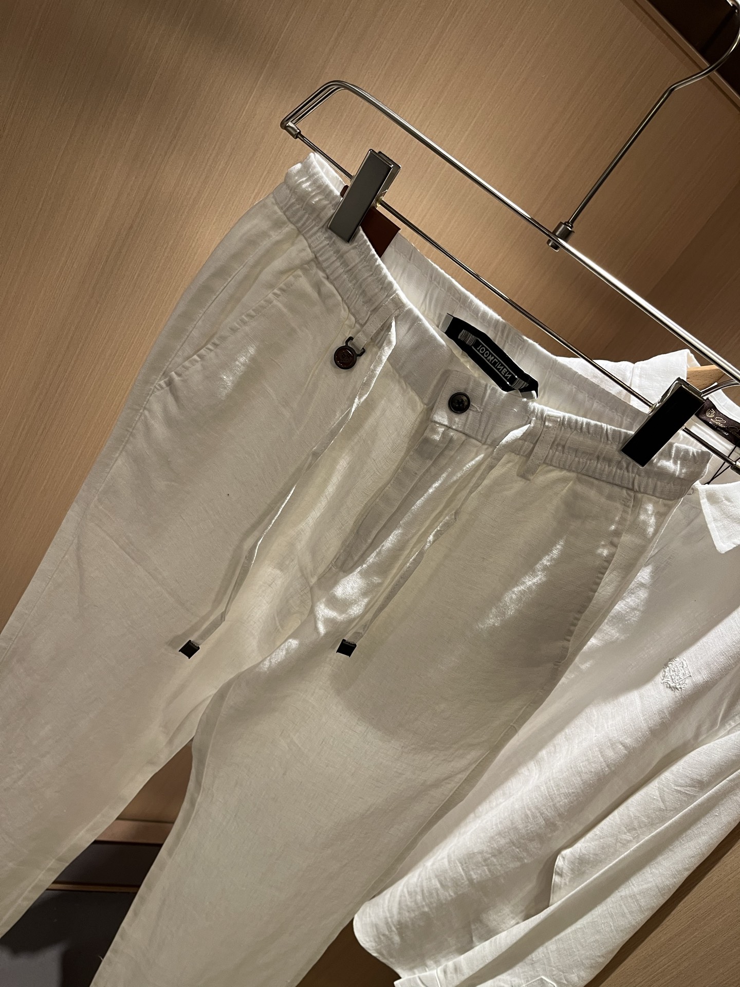 Loro Piana诺悠翩雅 2025秋冬男士套装，最新的贸易订单全品相！！网红款！上身舒适透气，不僵硬