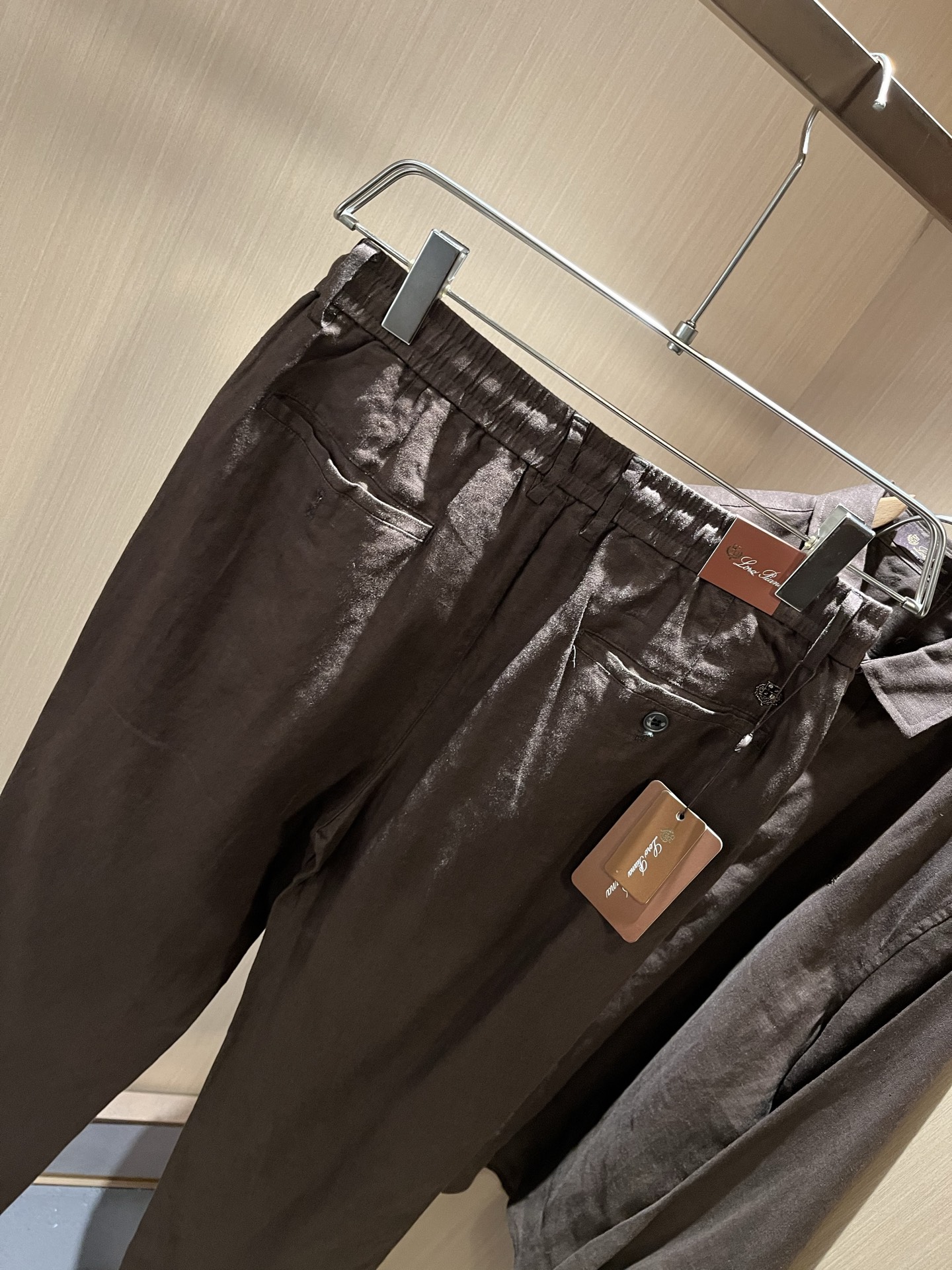 Loro Piana诺悠翩雅 2025秋冬男士套装，最新的贸易订单全品相！！网红款！上身舒适透气，不僵硬