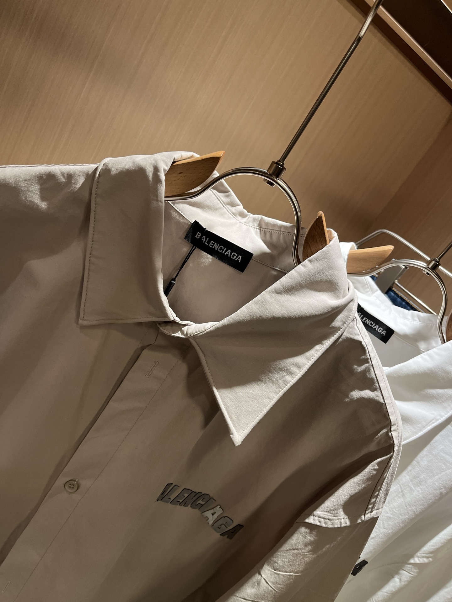 BALENCI*GA巴黎*家 2025秋季新款男女同款👫衬衣，走秀图案印花时尚休闲衬衣，标志logo图案