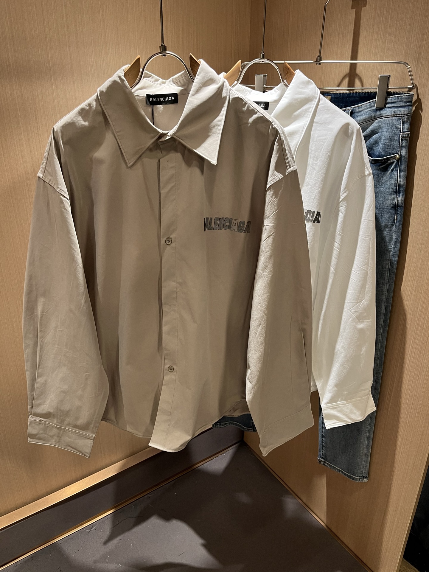 BALENCI*GA巴黎*家 2025秋季新款男女同款👫衬衣，走秀图案印花时尚休闲衬衣，标志logo图案