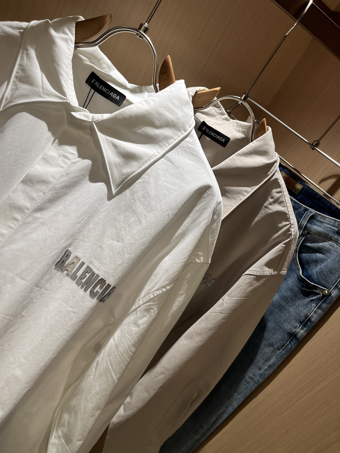 BALENCI*GA巴黎*家 2025秋季新款男女同款👫衬衣，走秀图案印花时尚休闲衬衣，标志logo图案