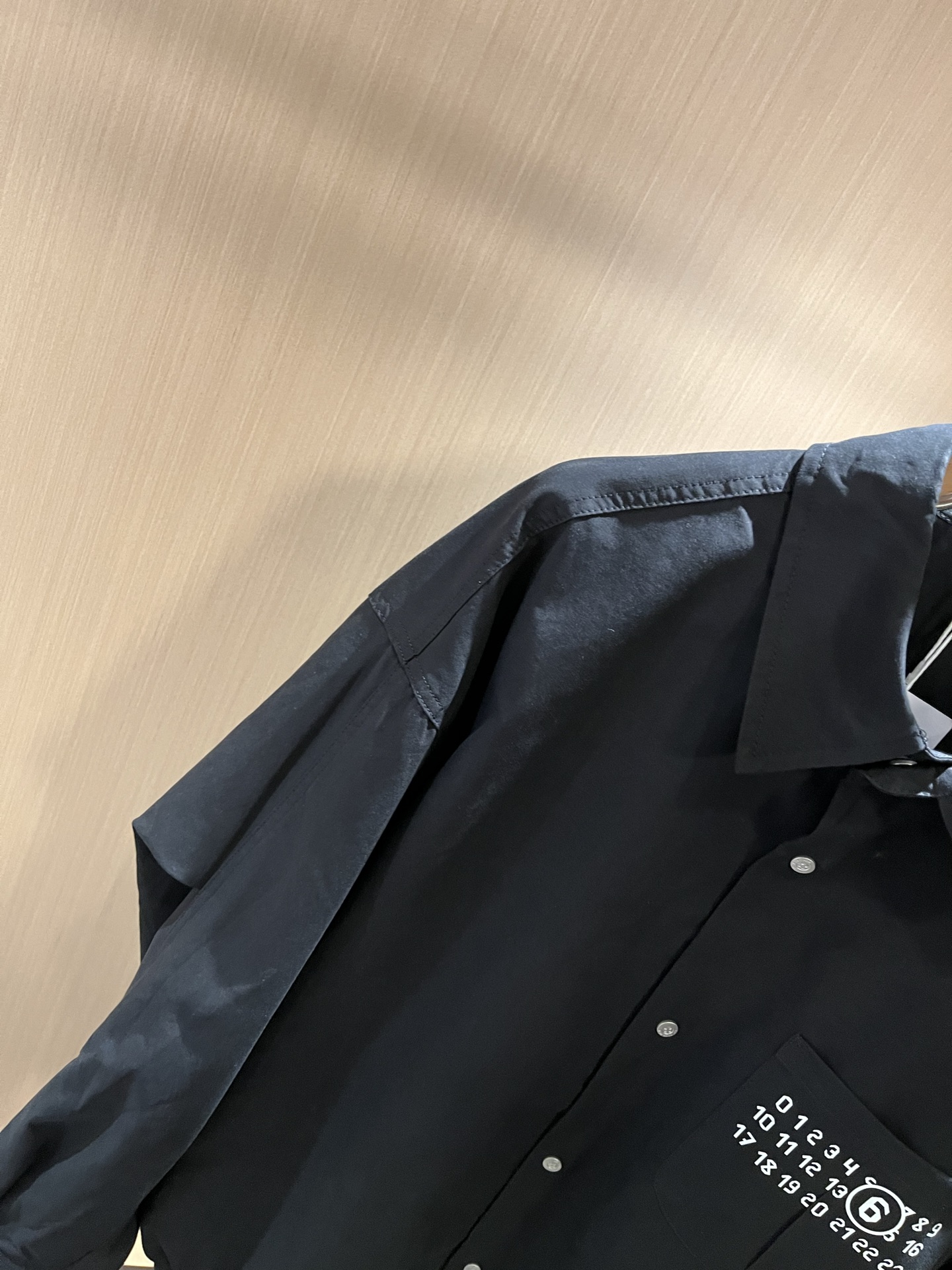 马吉拉 maison margiel 2025秋冬新款男女同款👫休闲夹克外套，专柜同步发售！定制专属面料