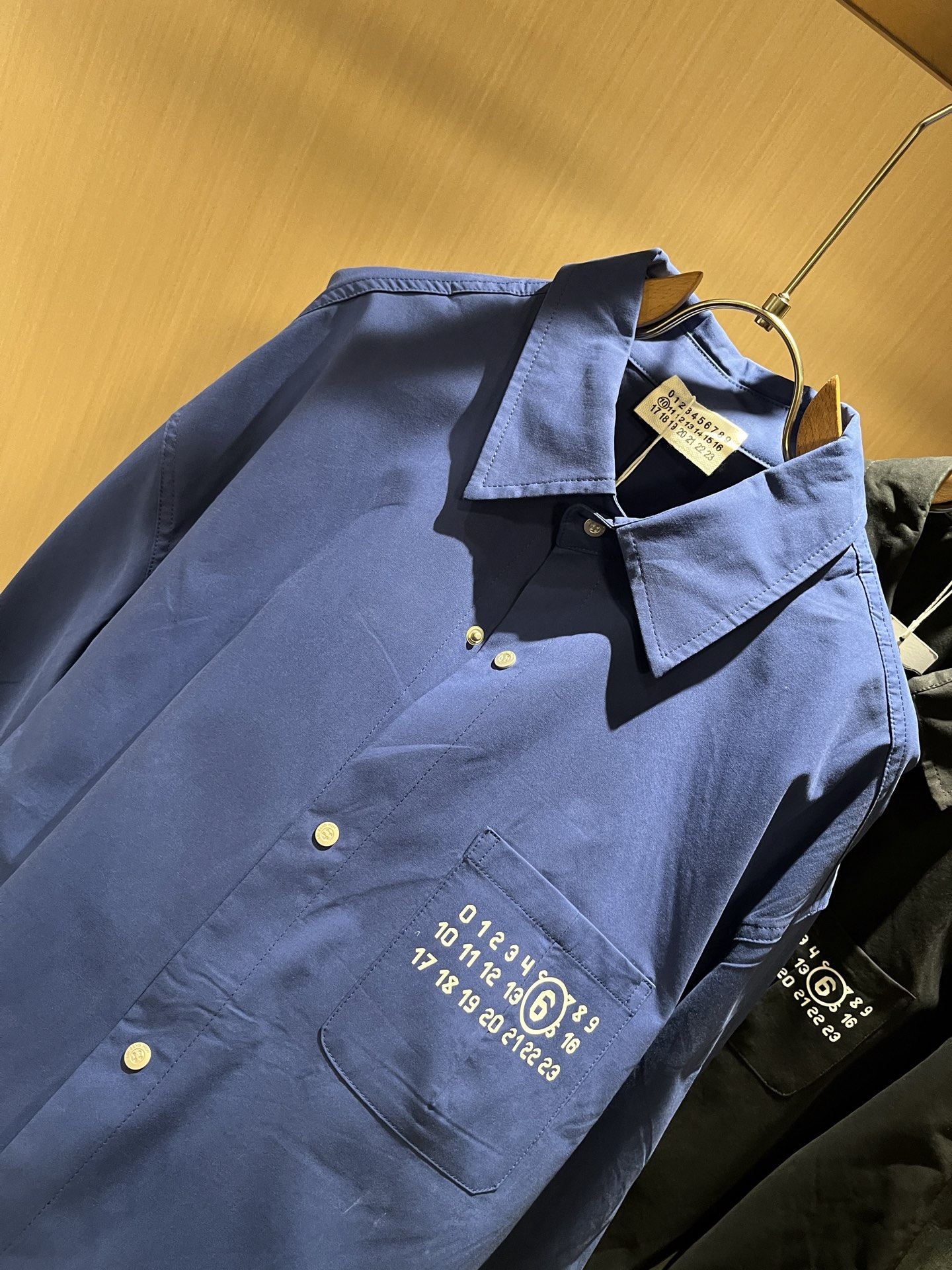 马吉拉 maison margiel 2025秋冬新款男女同款👫休闲夹克外套，专柜同步发售！定制专属面料