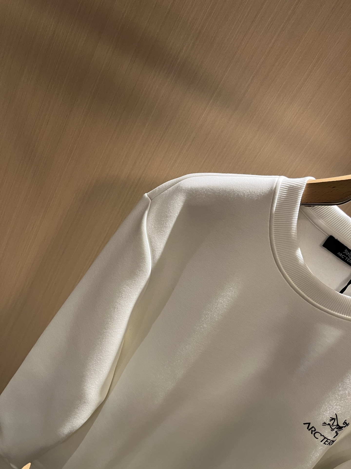 ARCTER*X始*祖鸟 2025秋冬新款男女同款👫休闲卫衣，户外品牌可能大家第一想到的就是加拿大鹅、始