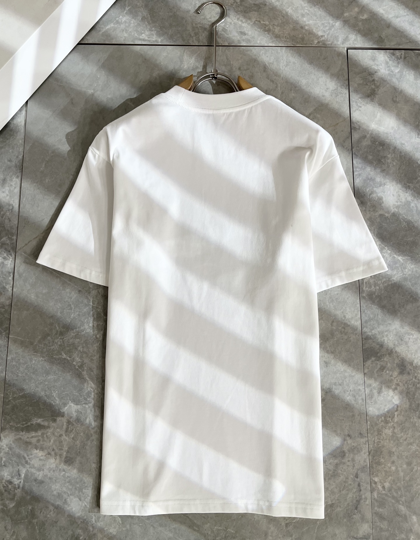 BALENCI*GA巴黎*家 2025春夏新款男女同款👫短袖T恤！走秀图案印花时尚休闲短袖T恤衫！设计l