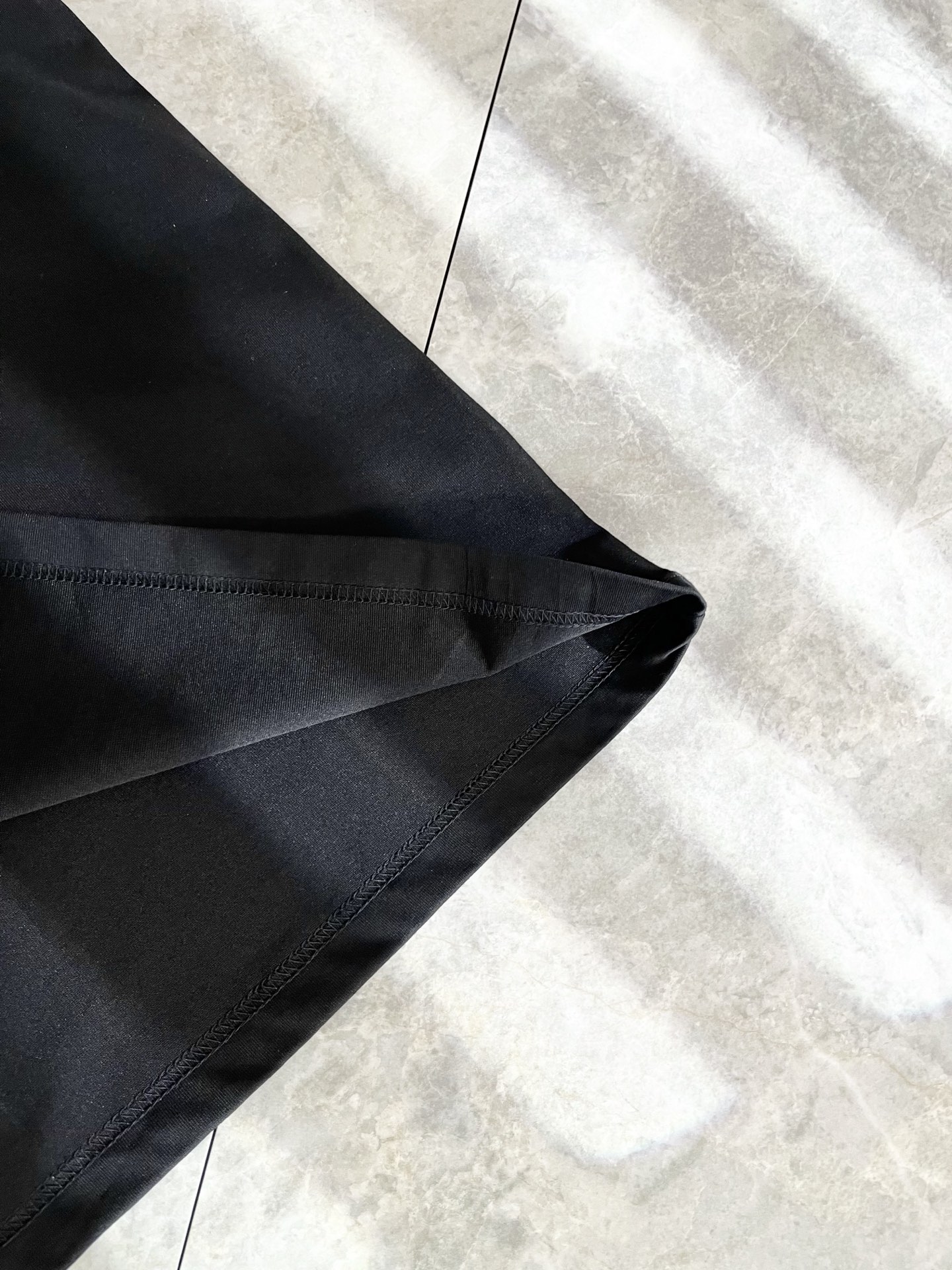 BALENCI*GA巴黎*家 2025春夏新款男女同款👫短袖T恤！走秀图案印花时尚休闲短袖T恤衫！设计l