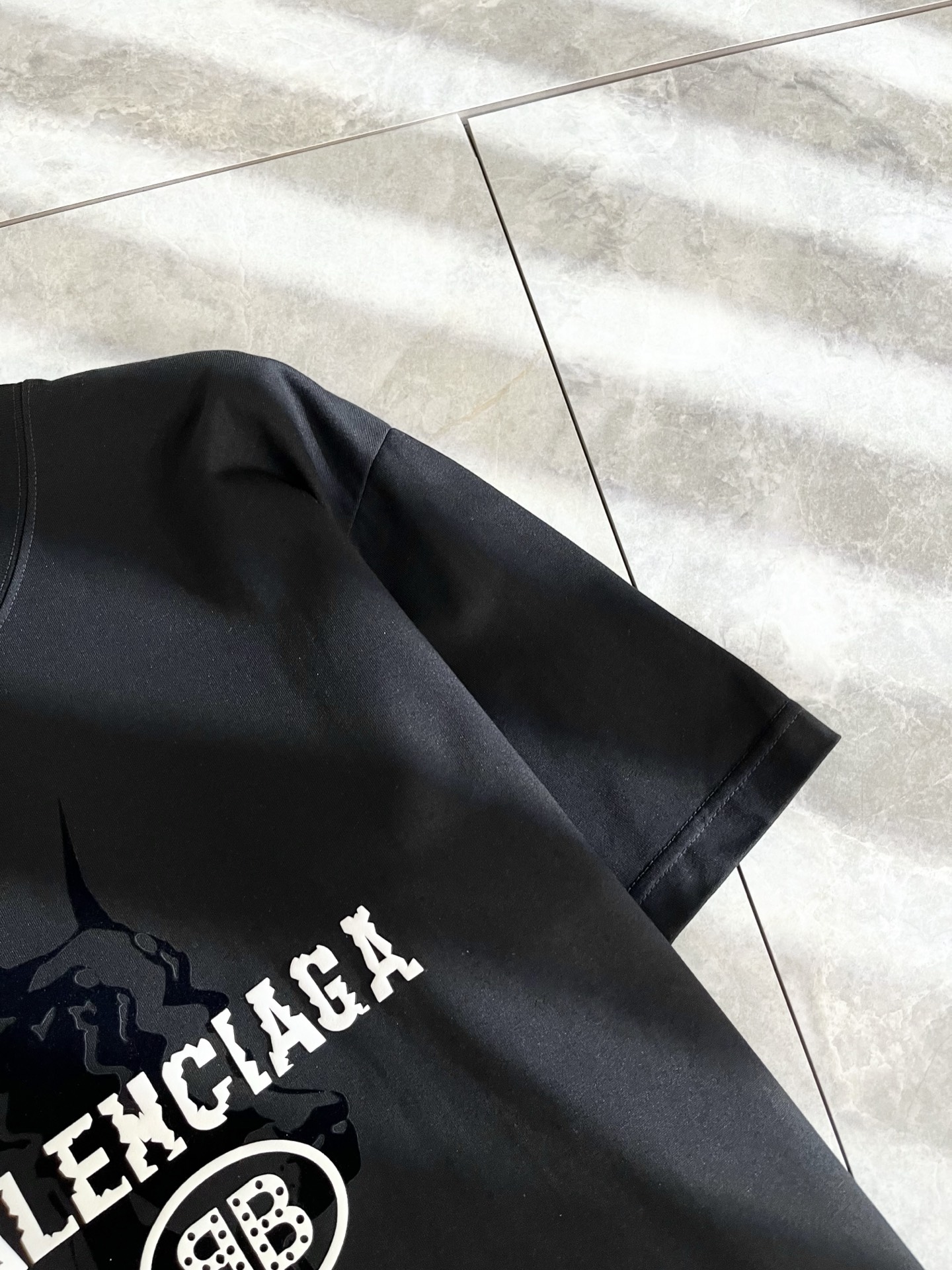 BALENCI*GA巴黎*家 2025春夏新款男女同款👫短袖T恤！走秀图案印花时尚休闲短袖T恤衫！设计l